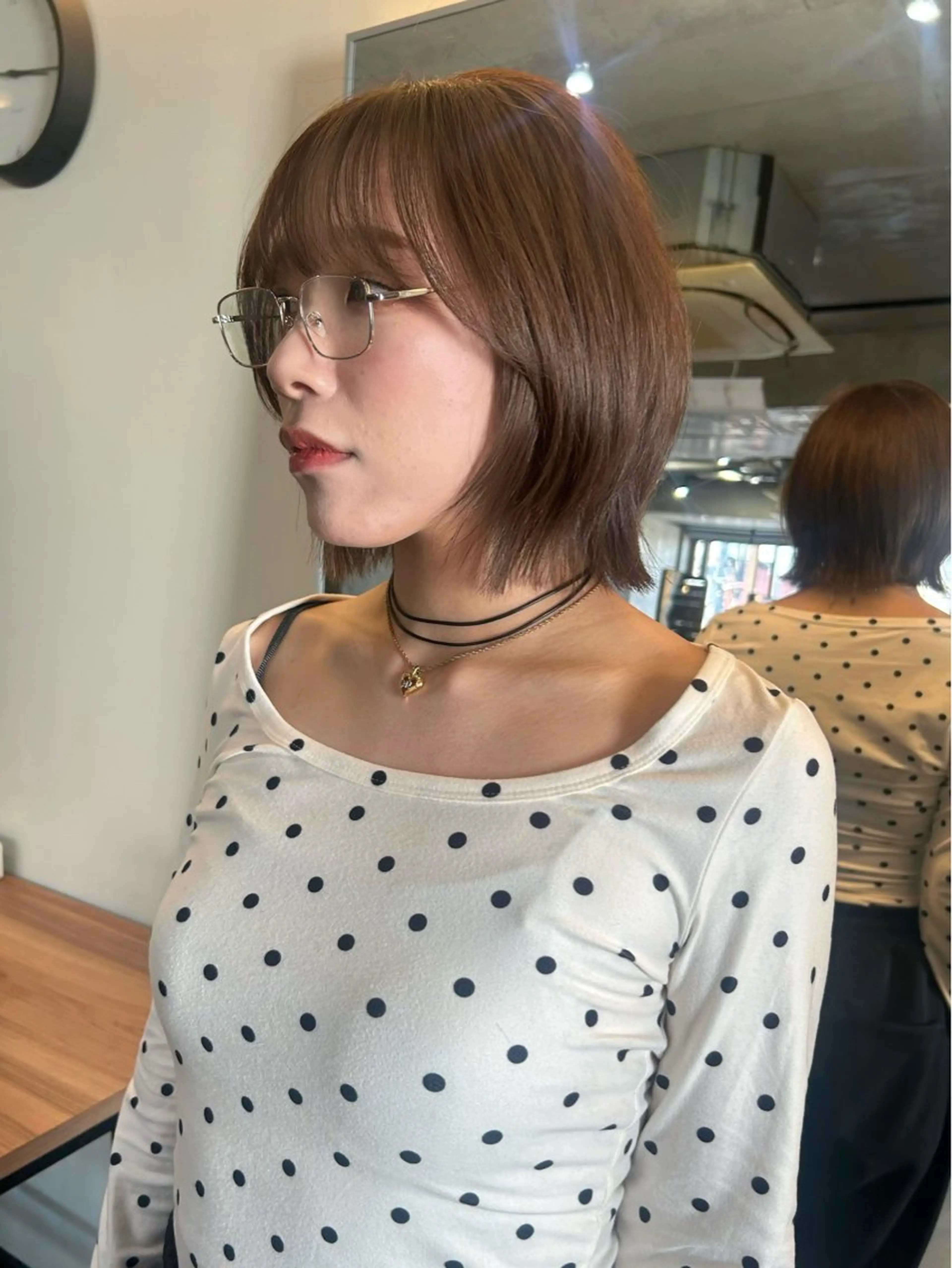 ショート カラー ベージュカラー 透明感カラー カット ヘアカラー 韓国ボブ/レイヤー ボブ/ EMIRIのヘアスタイル