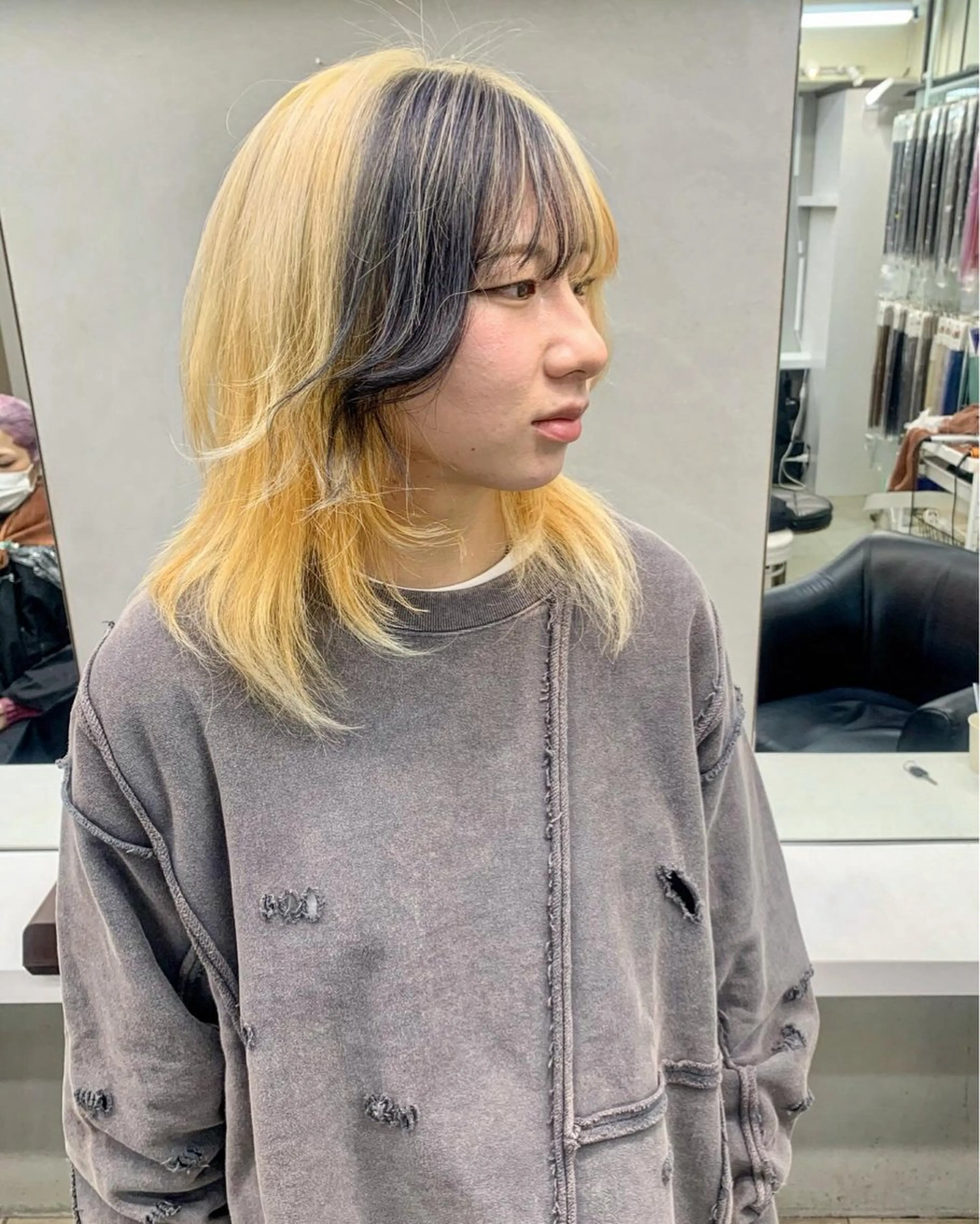 ミディアム カラー ヘアアレンジ カット ヘアカラー トリートメント 個性爆弾💣 ダブルカラー/ゆかのヘアスタイル