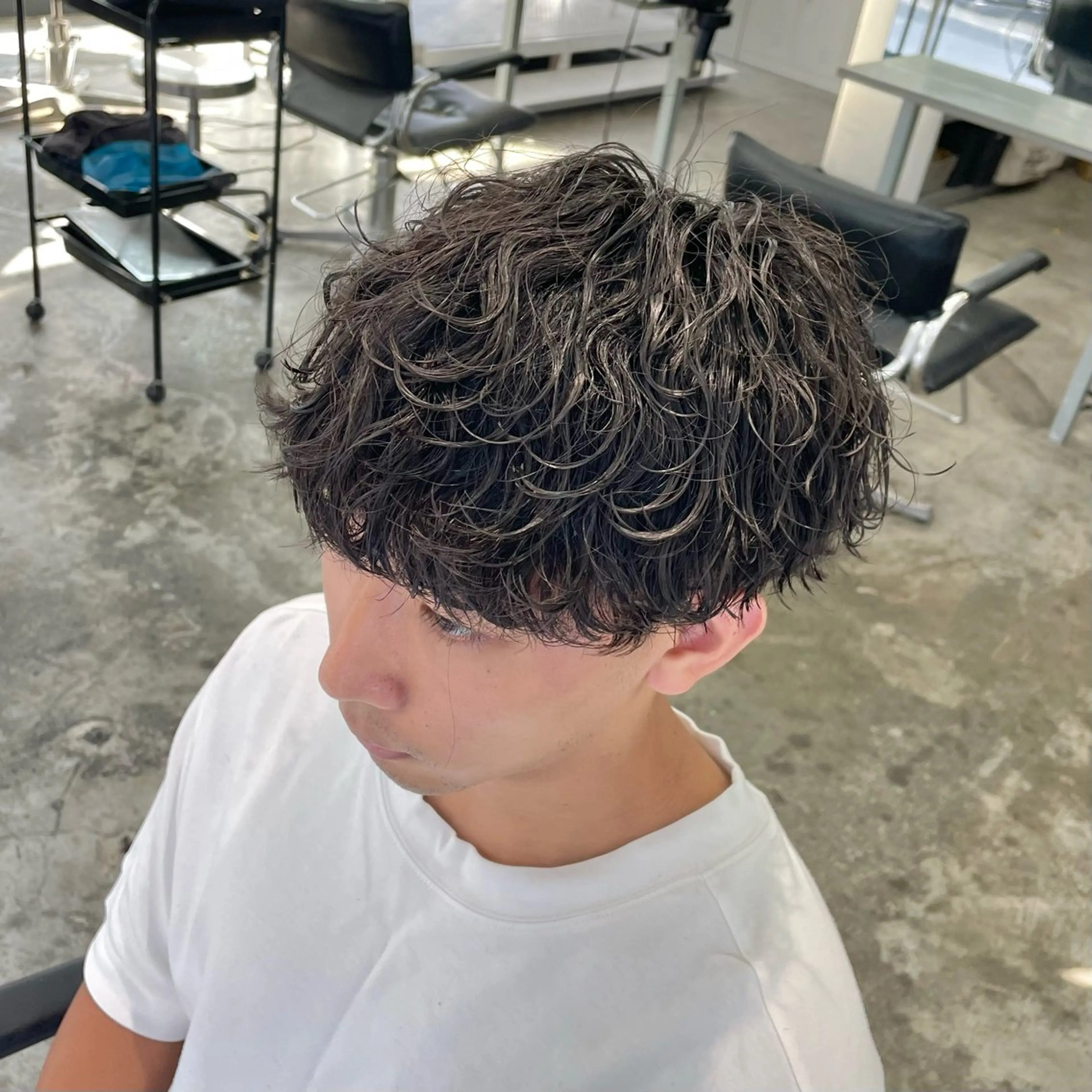 ショート パーマ メンズ メンズパーマ 波巻きパーマ カット パーマ メンズ特化美容師/ 藤戸 椋のヘアスタイル