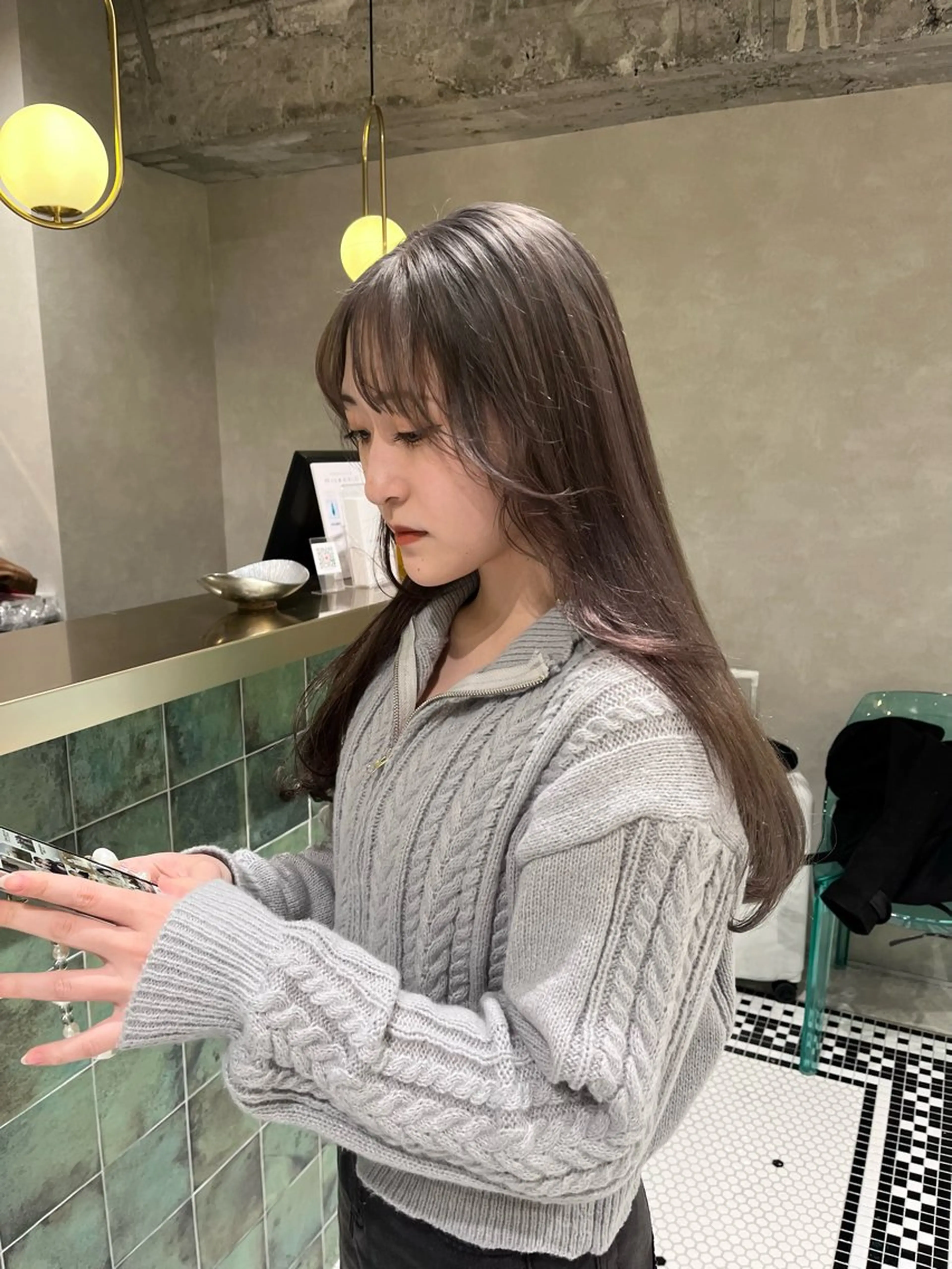 ロング カラー カット トリートメント 海外girl🤎 透明感ベージュmaoのヘアスタイル