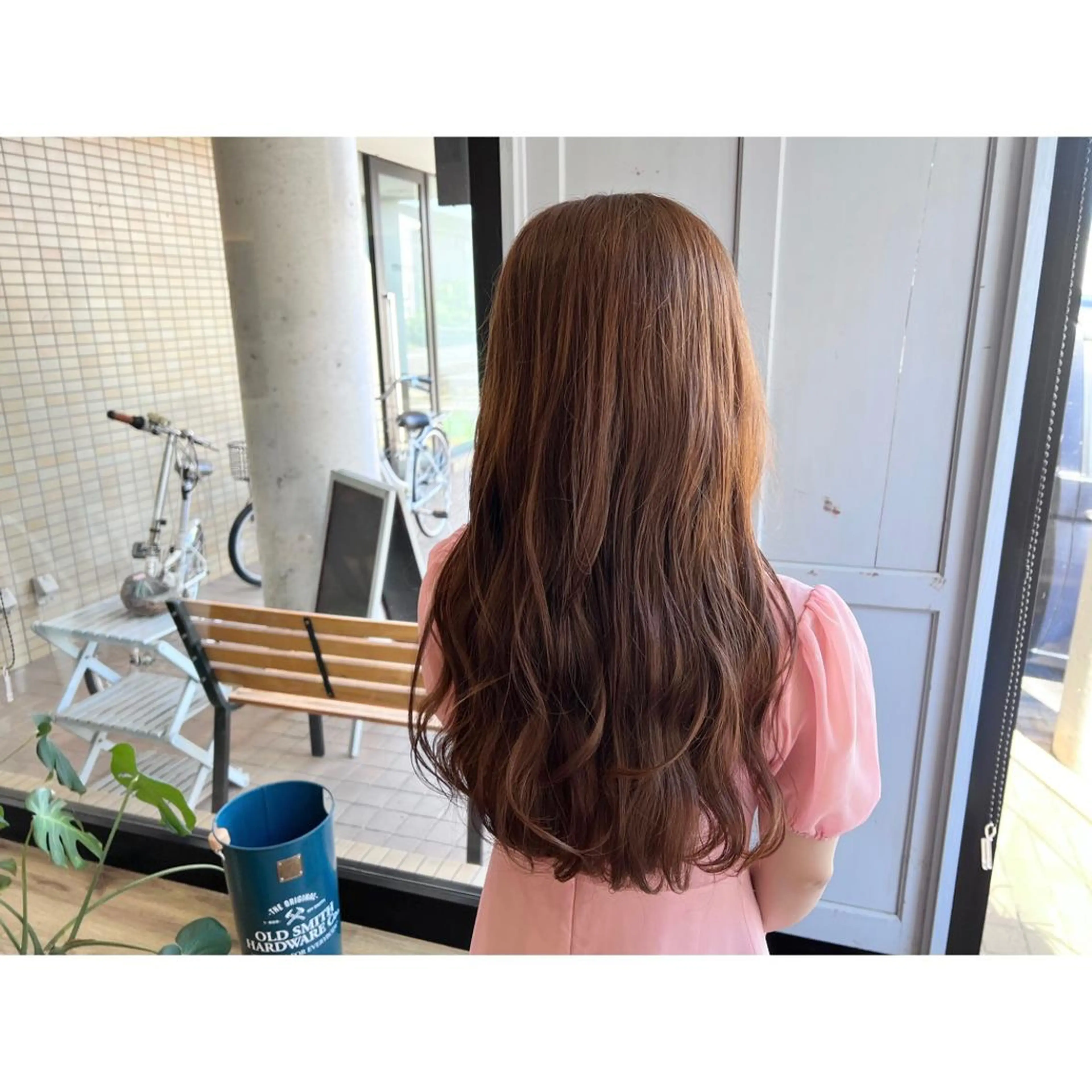 ロング カラー ベージュカラー ヘアカラー トリートメント ツキダテ ユイのヘアスタイル