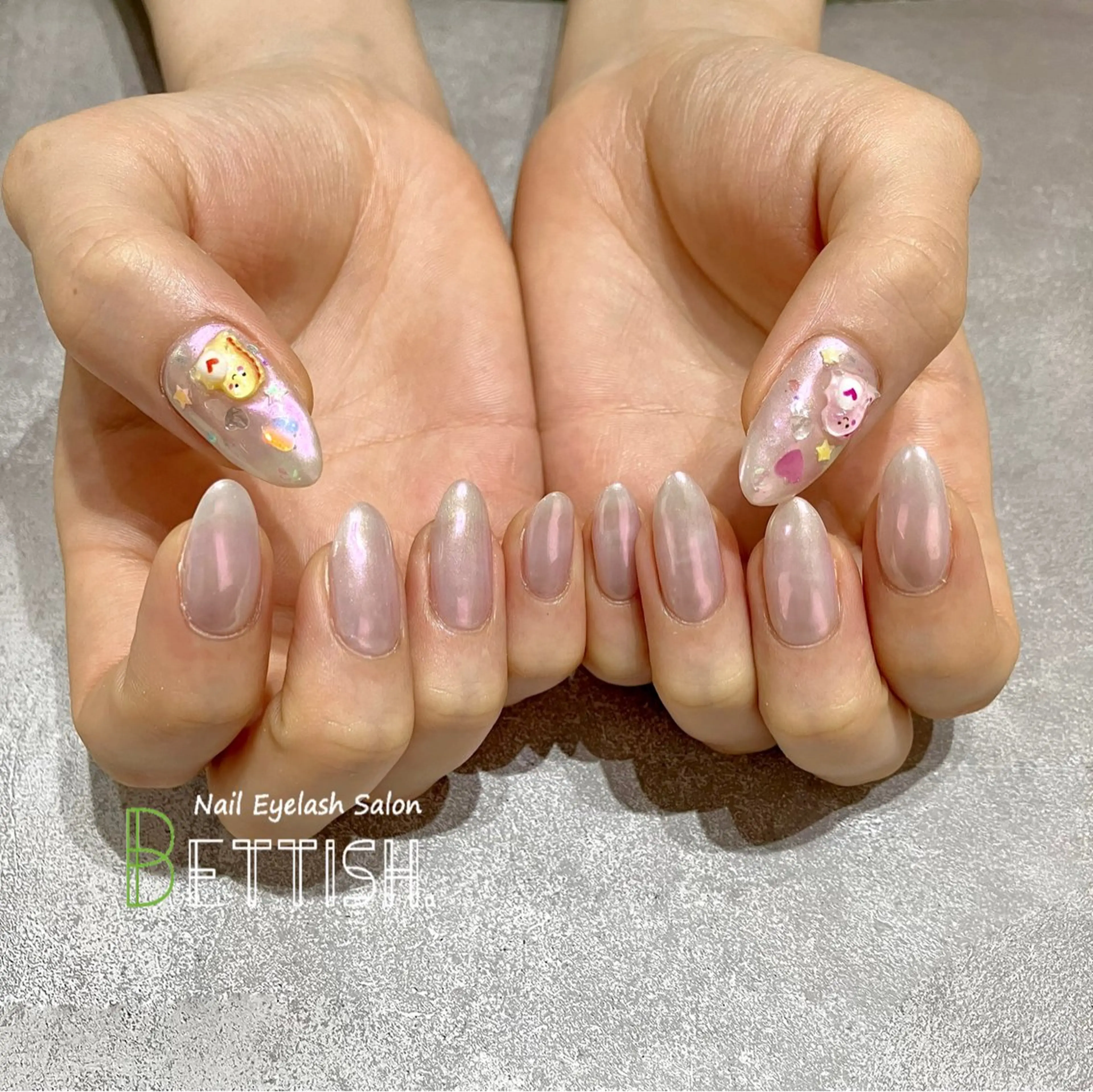 ネイル オーロラネイル ミラーネイル ワンカラーネイル BETTISH. KUMIKO☺︎︎のネイルデザイン
