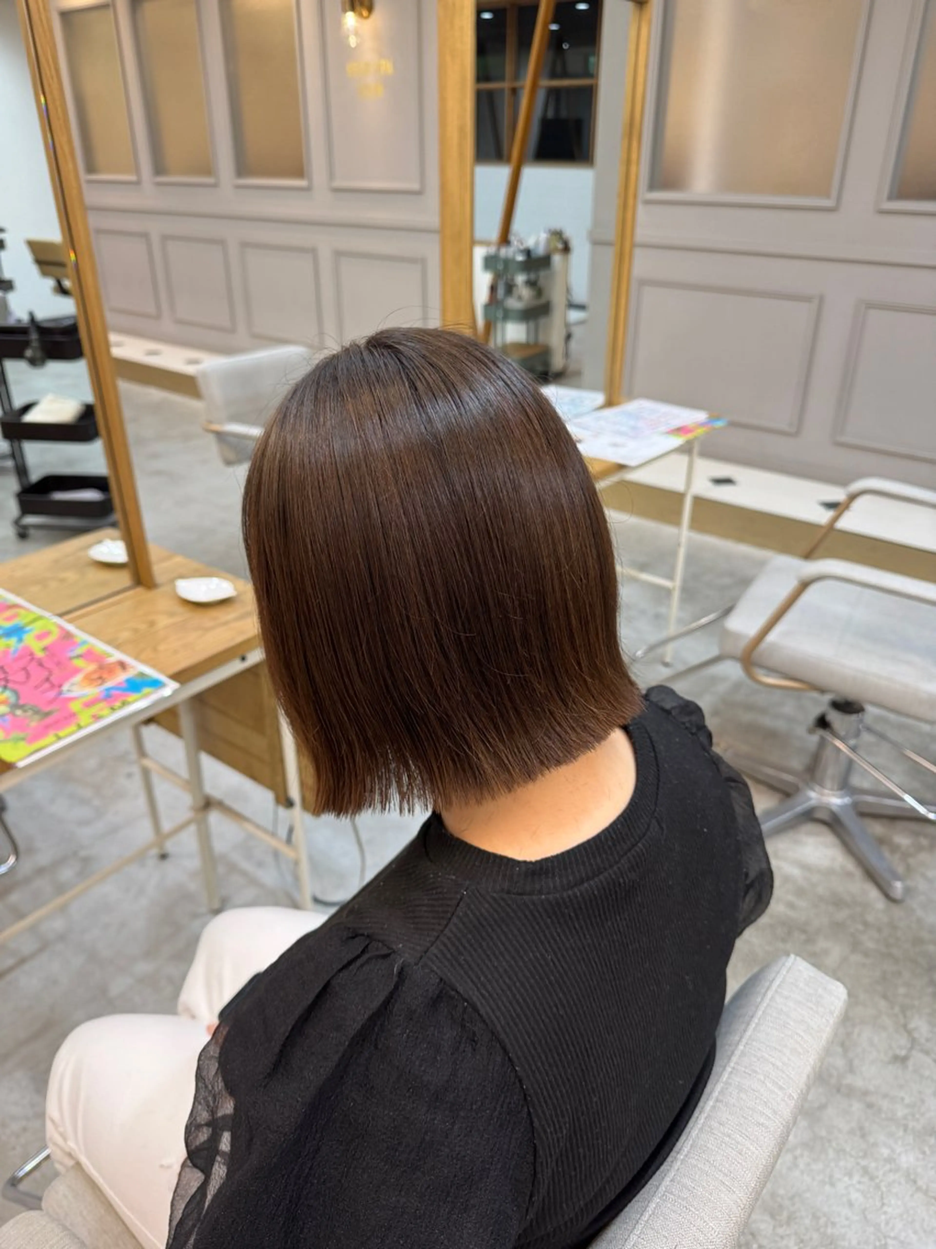 ミディアム ボブ 外ハネヘア 上田 莉那のヘアスタイル