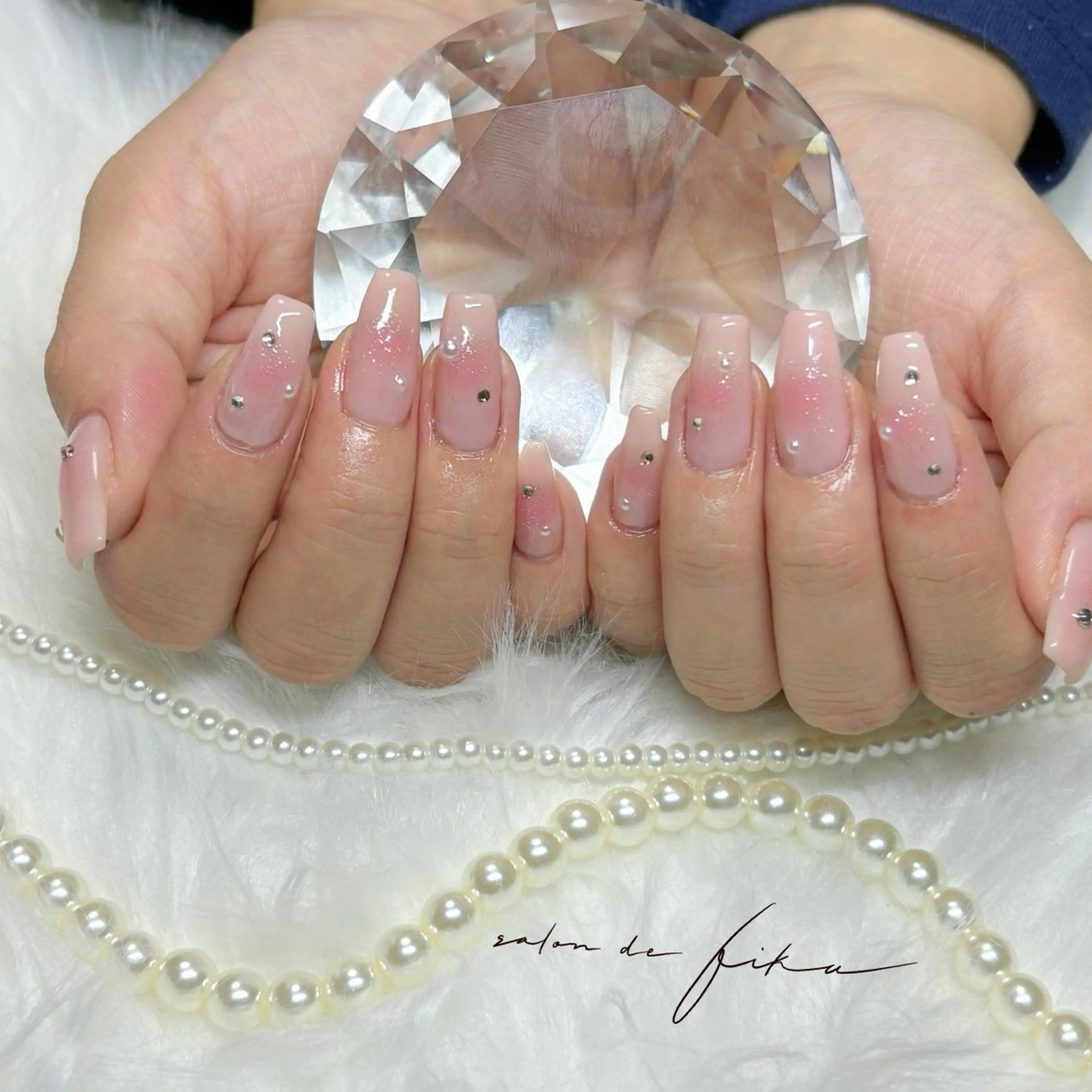 ネイル TOMO. Libのネイルデザイン