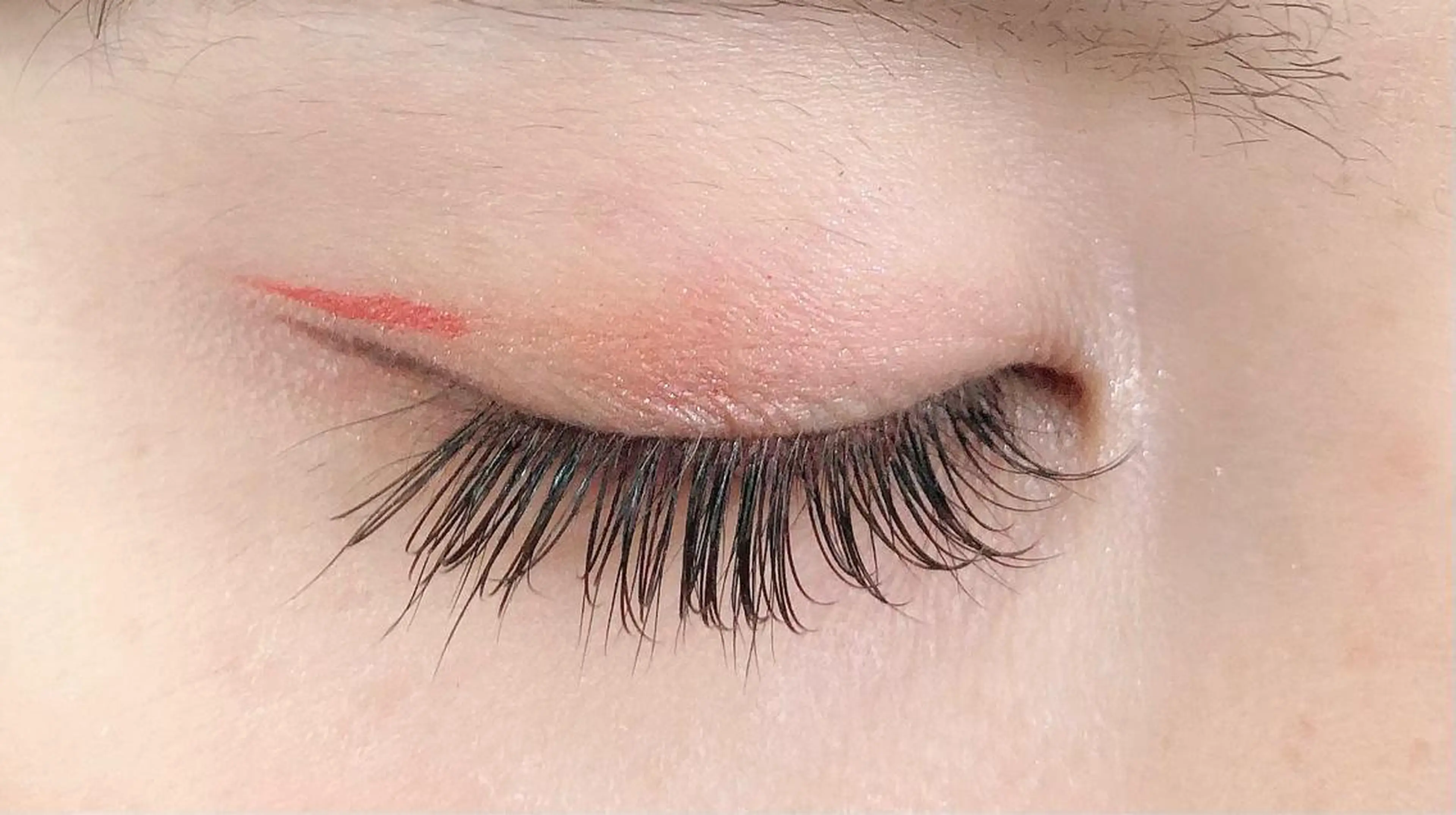 マツエク・マツパ カラーマツエク フラットラッシュ eyelist kのマツエク・マツパデザイン