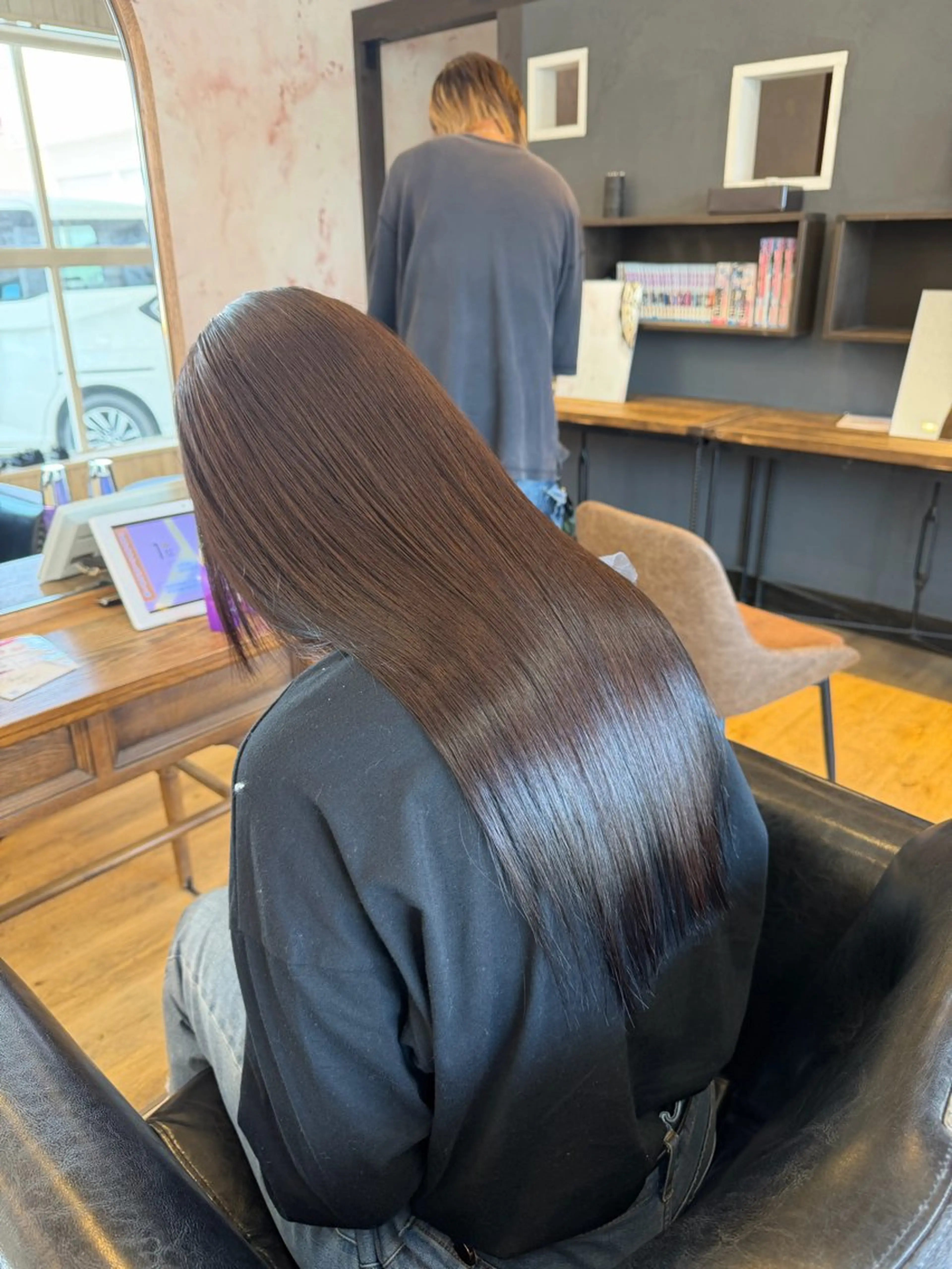 ロング カラー 縮毛矯正 ヘアカラー 縮毛矯正 艶髪/髪質改善 /透明感カラー/鴻巣のヘアスタイル