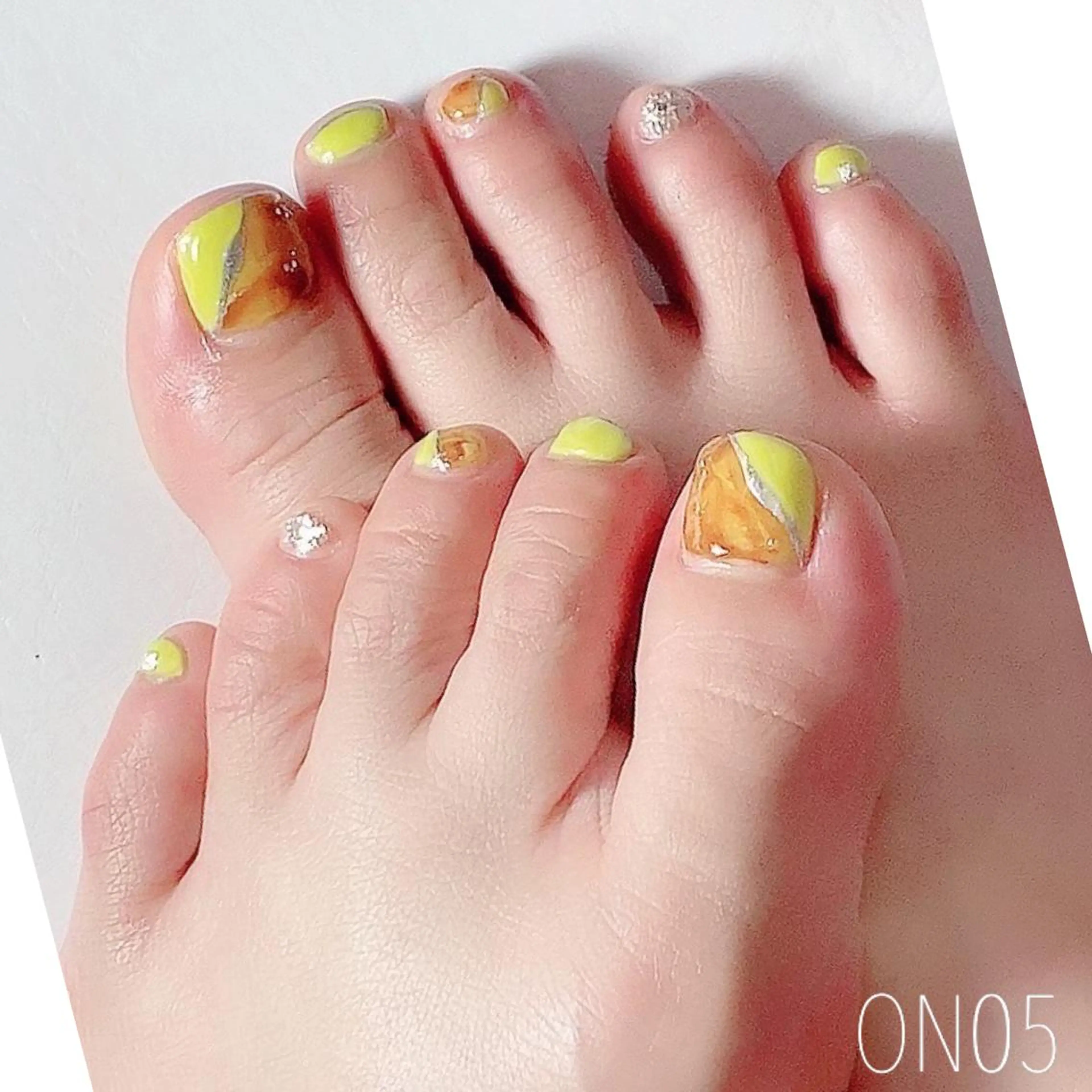 ネイル 園 寛子 （ネイリスト）のネイルデザイン