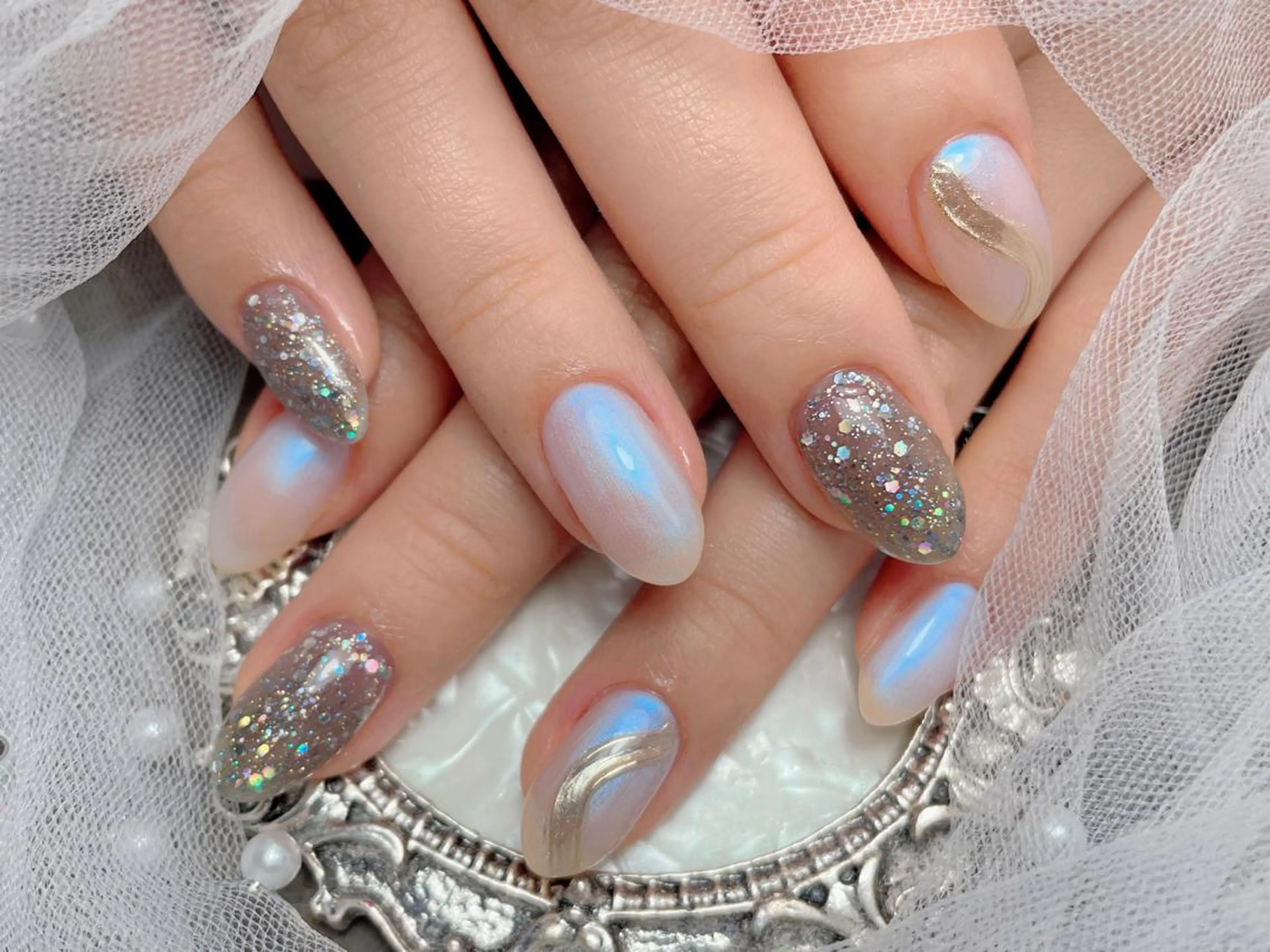 ネイル ハンドネイル マジック ミラーのネイルデザイン