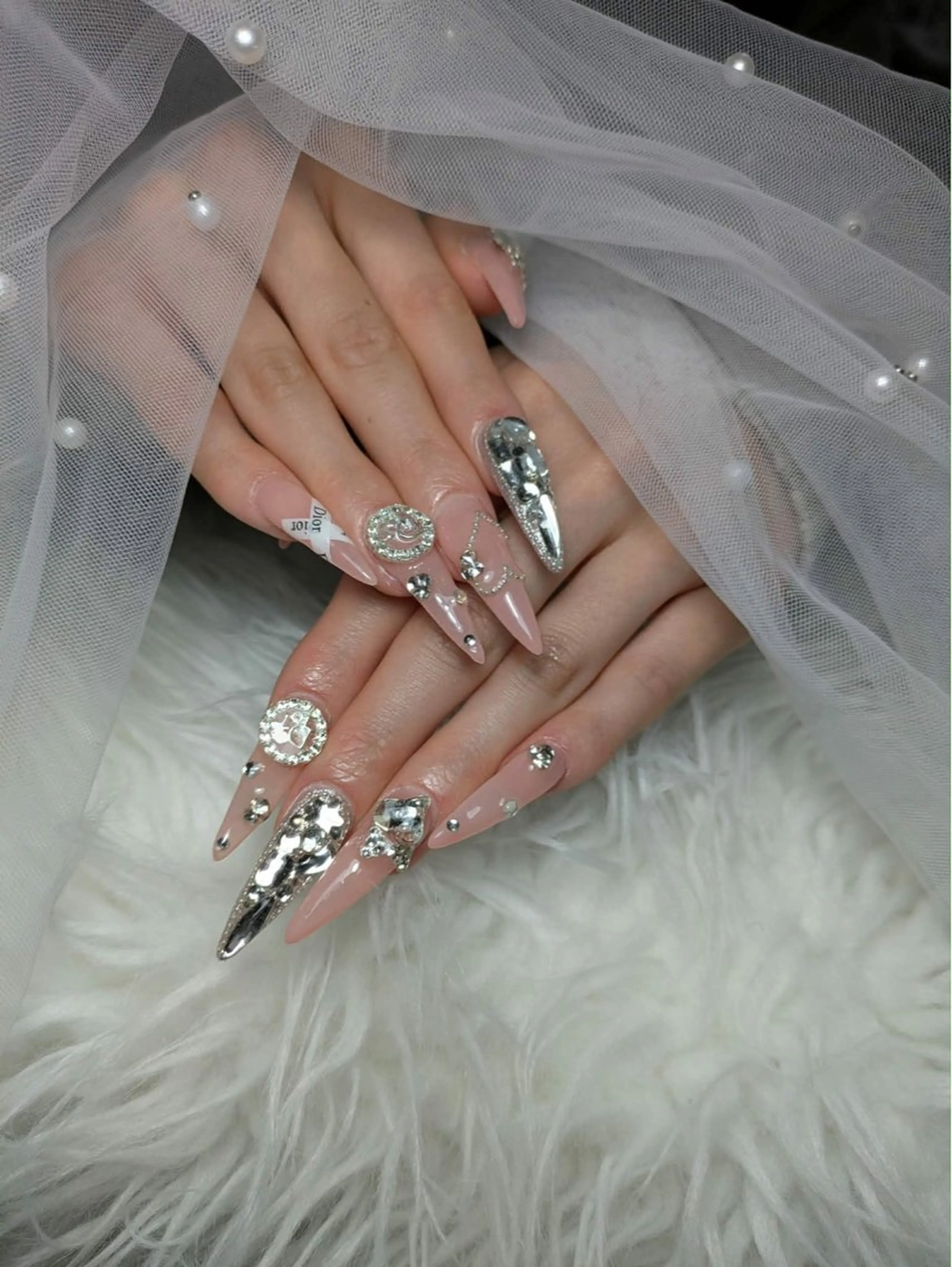 ネイル Queen Nail 柏店　クイーンネイルのネイルデザイン