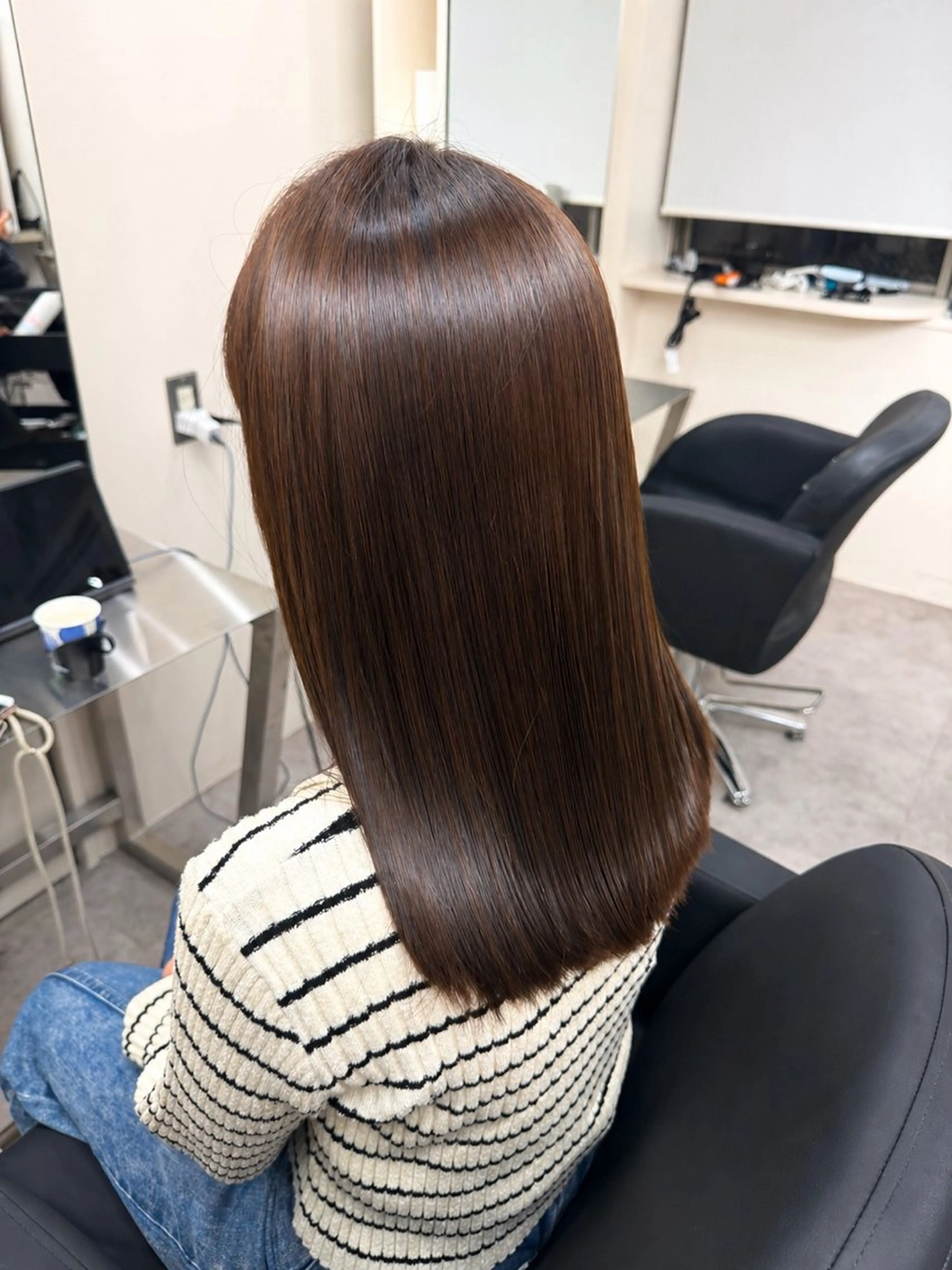 ミディアム カット ヘアカラー トリートメント 🫧とぅるん艶髪🫧 透明感カラー×猿渡のヘアスタイル