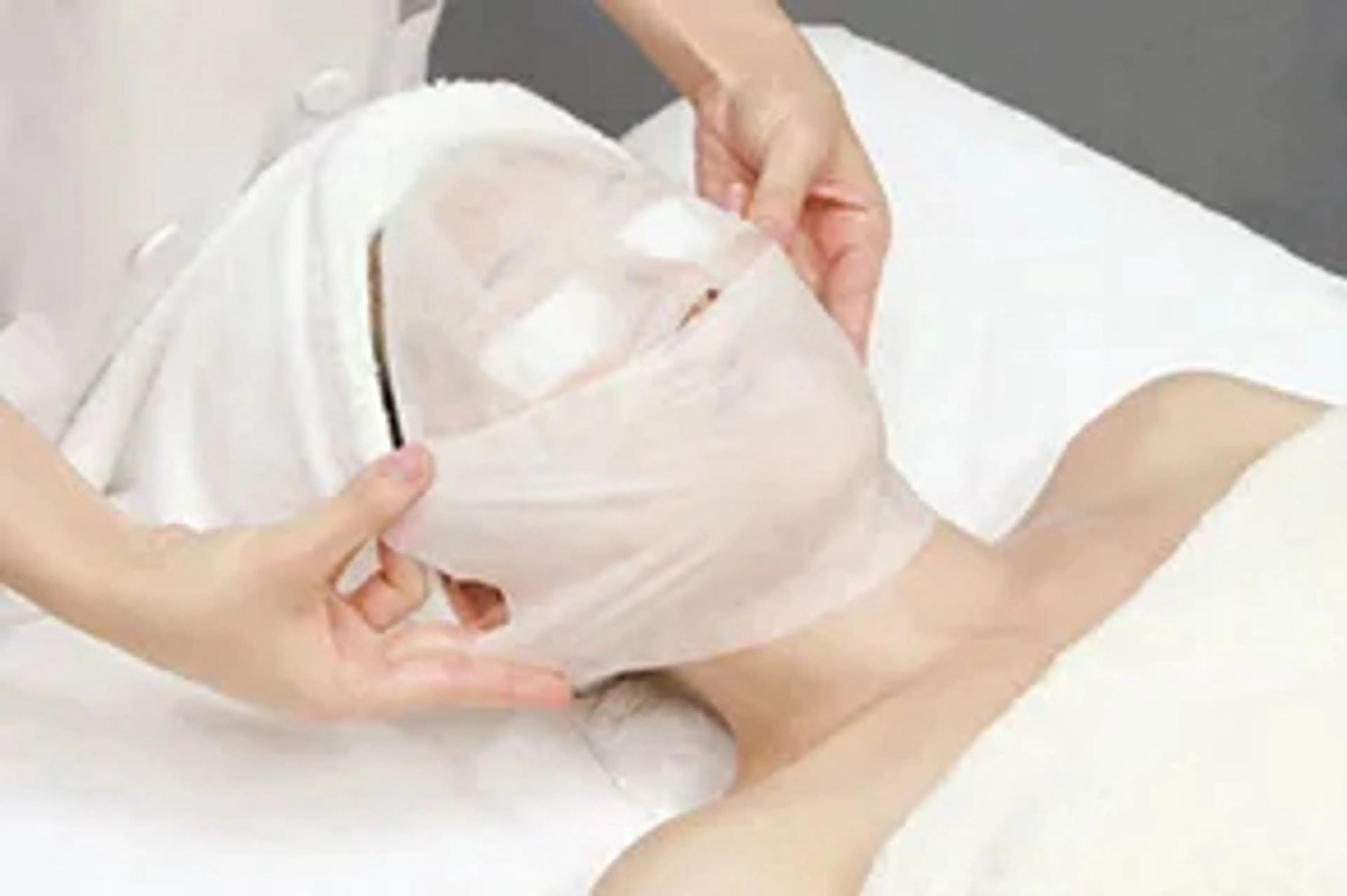 ハーブピーリング専門 毛穴洗浄❤️眉waxのエステ・リラクイメージ