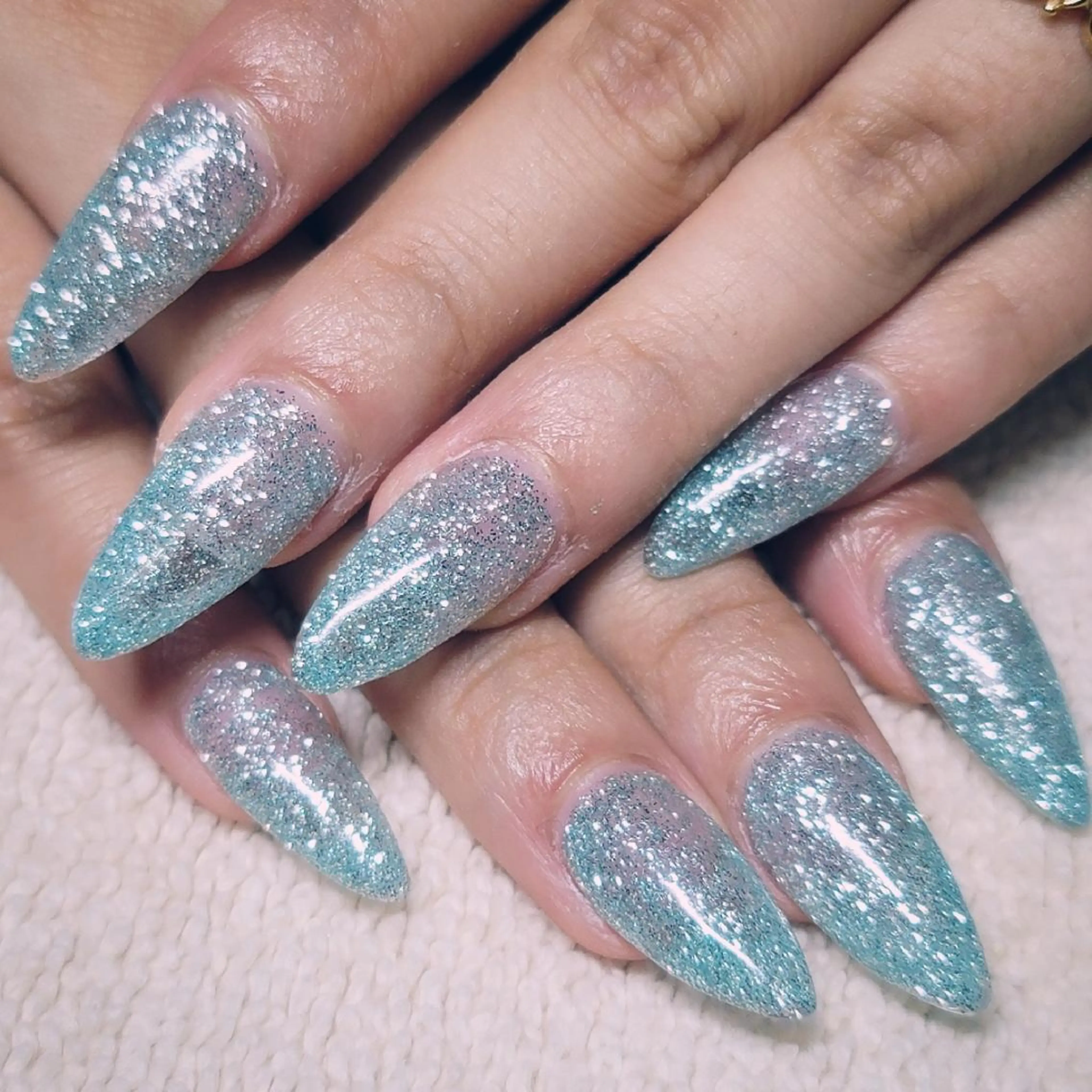 ネイル ラメ(グリッター) 水色 ワンカラーネイル シルバー ハンドネイル よしだ ひろきのネイルデザイン