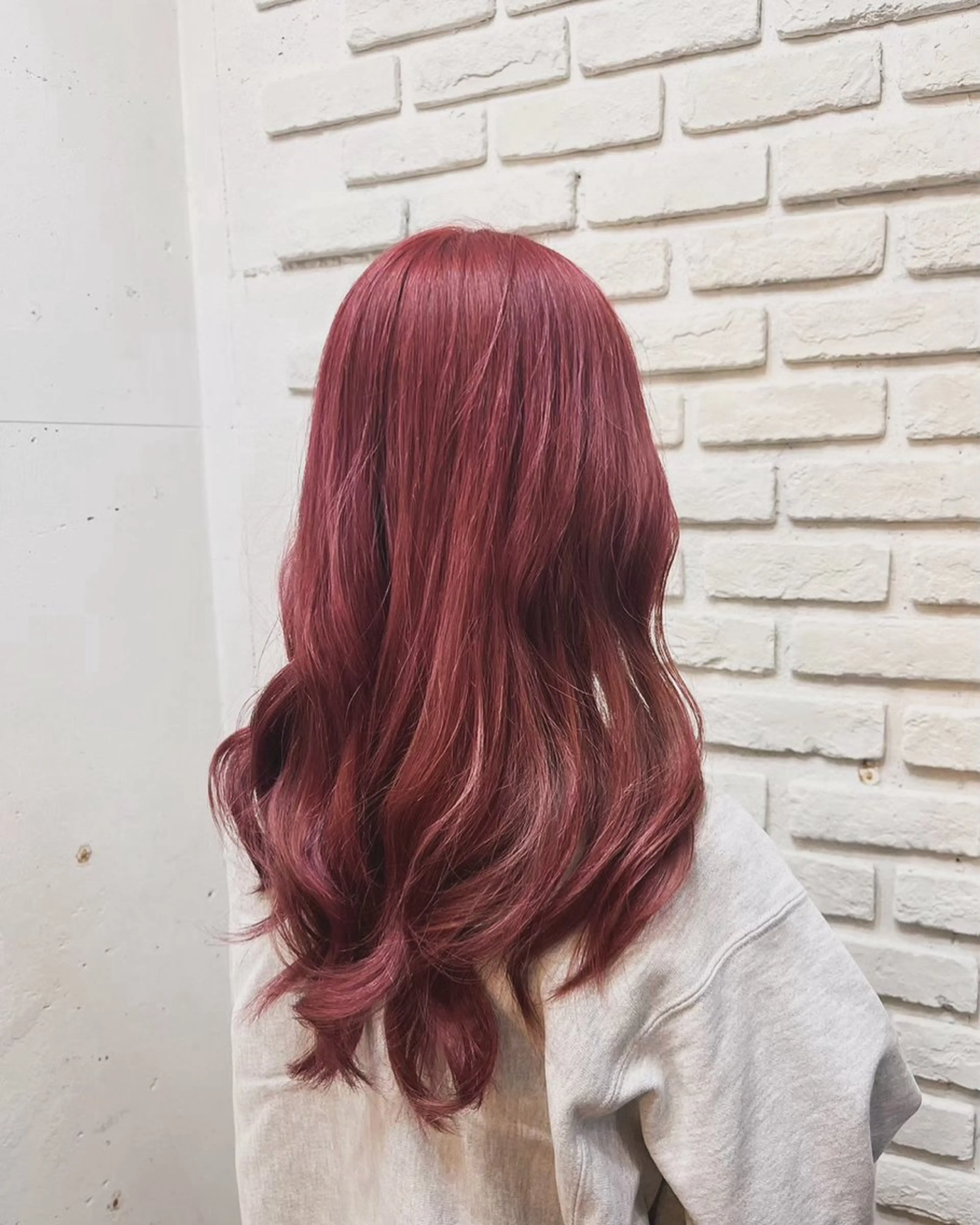 ロング カラー ヘアアレンジ ブリーチ レッドカラー ショートカット✨ 金子明日香のヘアスタイル
