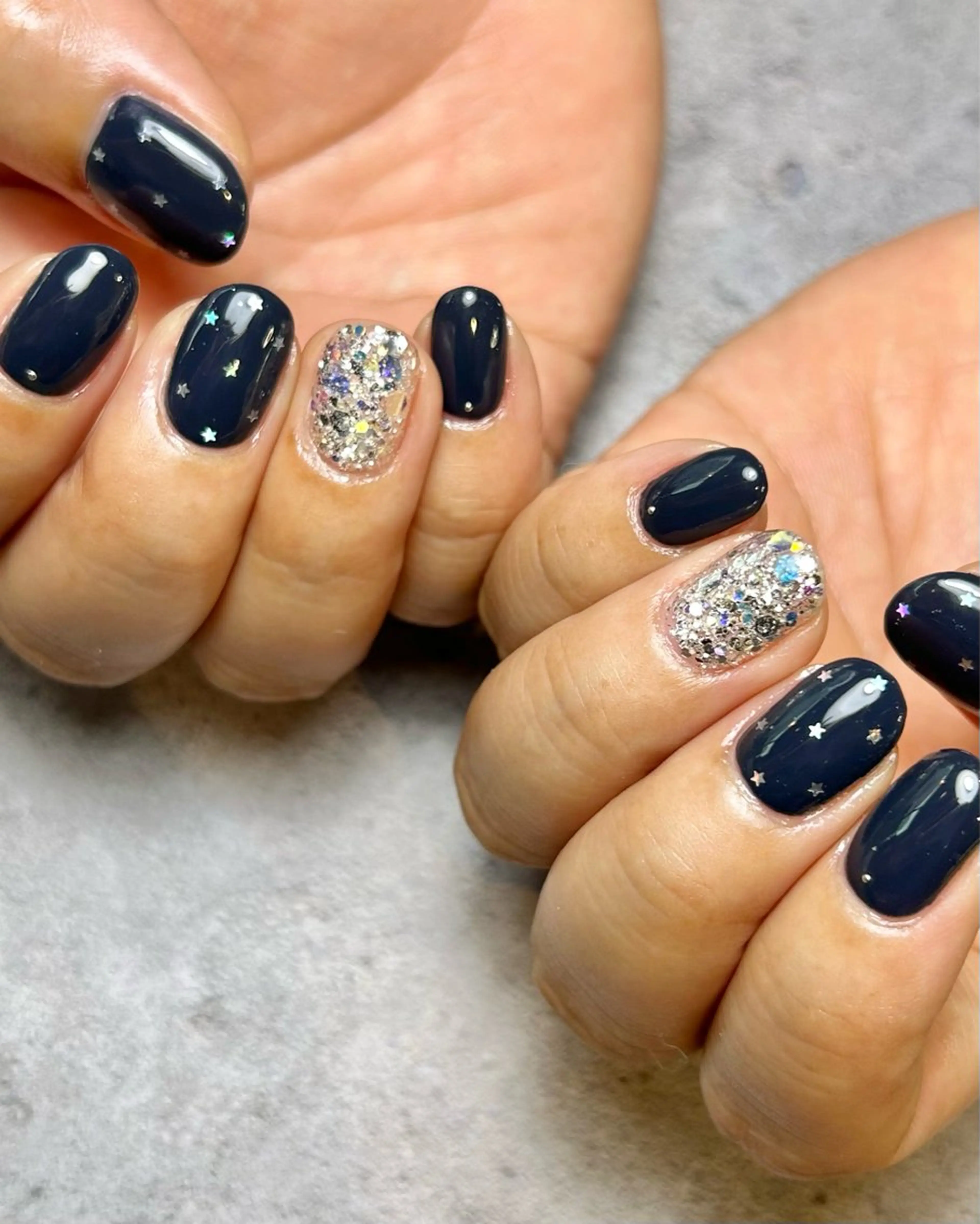 ネイル ネイビー シルバー ハンドネイル Reflection marikoのネイルデザイン