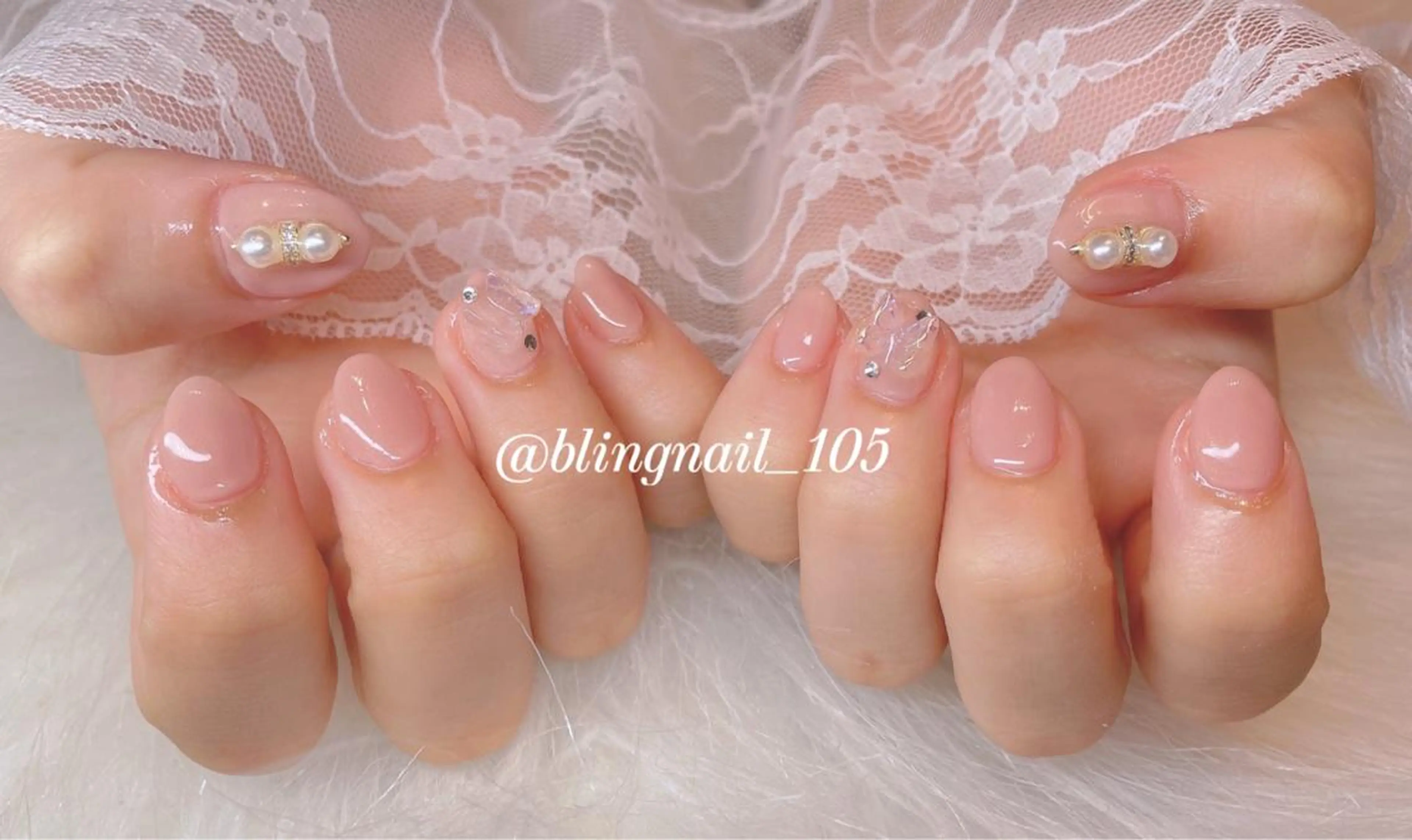 ネイル 23時まで❤︎韓国、 ワンホンネイルのネイルデザイン