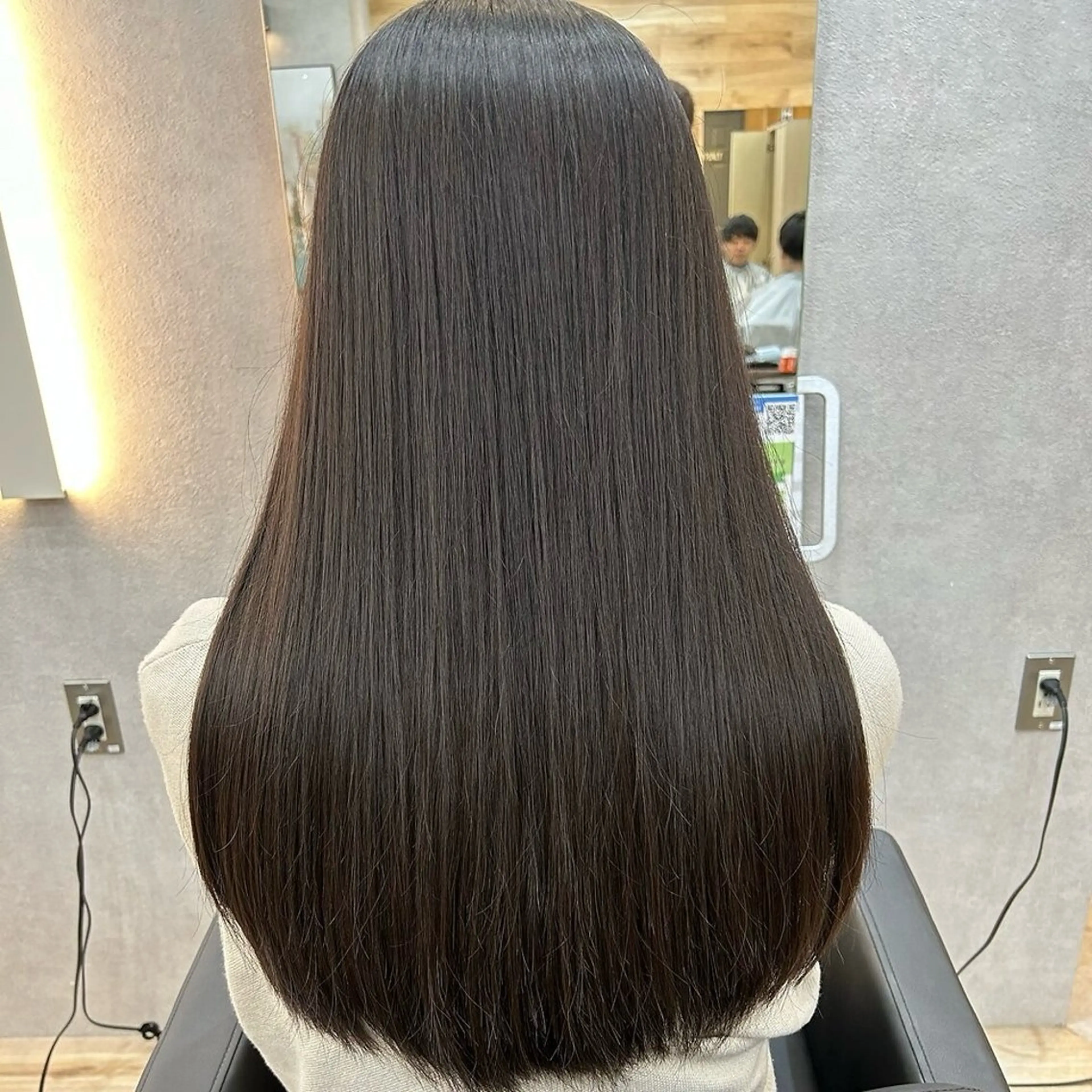 ロング カラー パーマ 大和市の白髪ぼかし 職人￤柳川拓哉のヘアスタイル