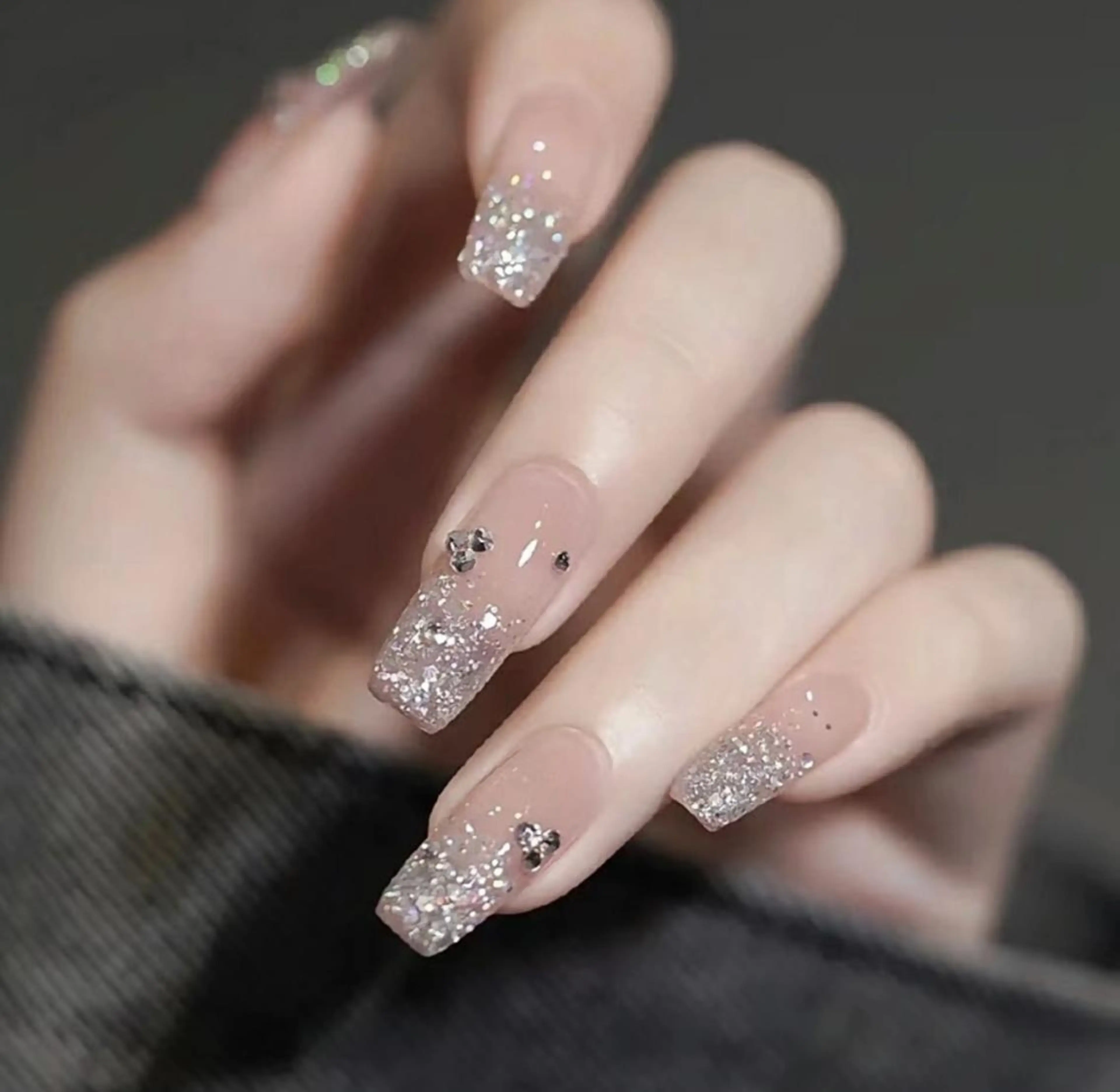 ネイル エリ🫧 nail池袋東口のネイルデザイン