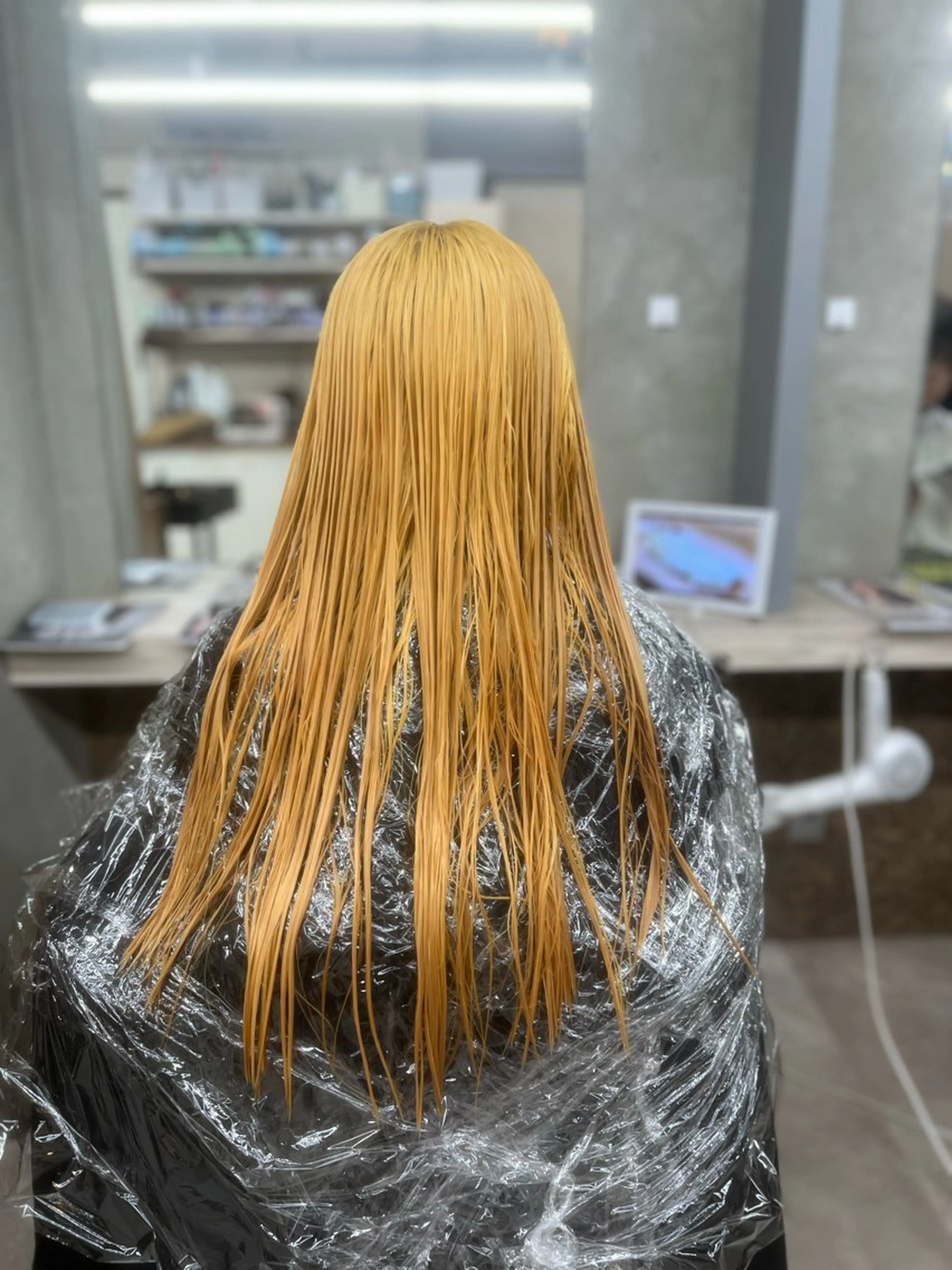 ロング カラー ヘアカラー トリートメント 🐈‍⬛多系統🕶 tsubura🖤のヘアスタイル