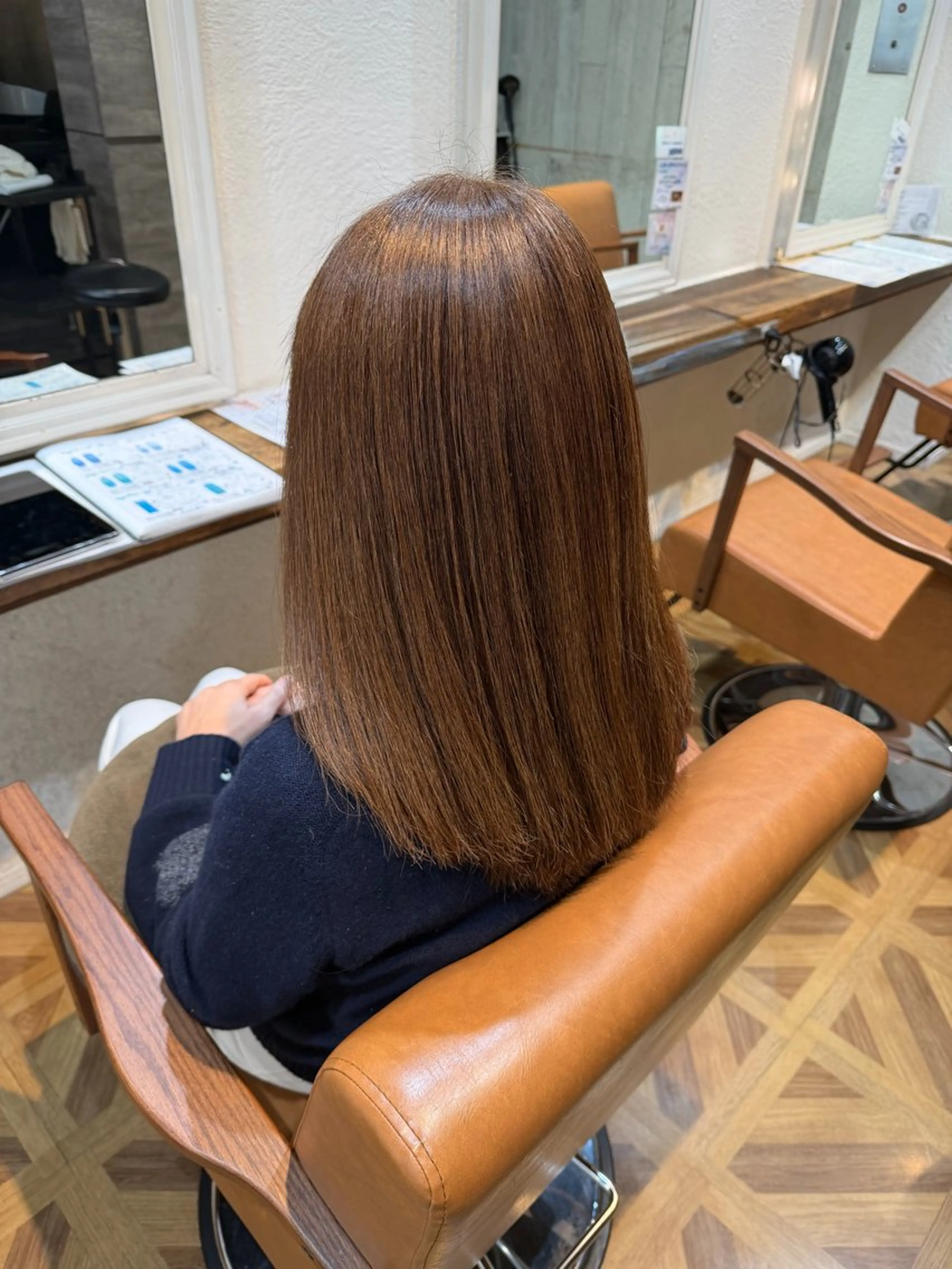 セミロング 髪質改善 縮毛矯正 トリートメント カット トリートメント 吉川沙知 /ナチュラルカラーのヘアスタイル