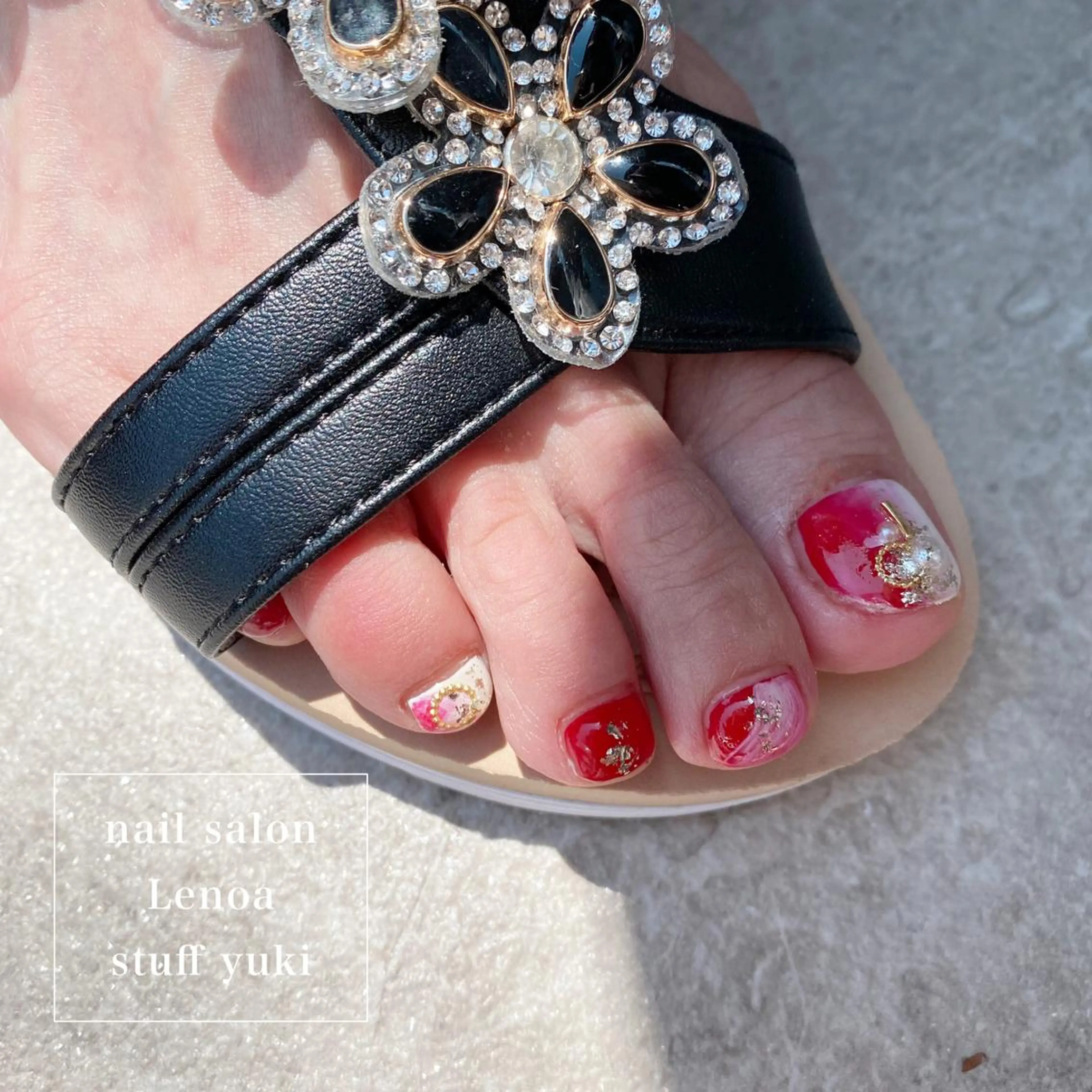 ショート ネイル マツエク・マツパ フットネイル Lenoa Yukiのネイルデザイン