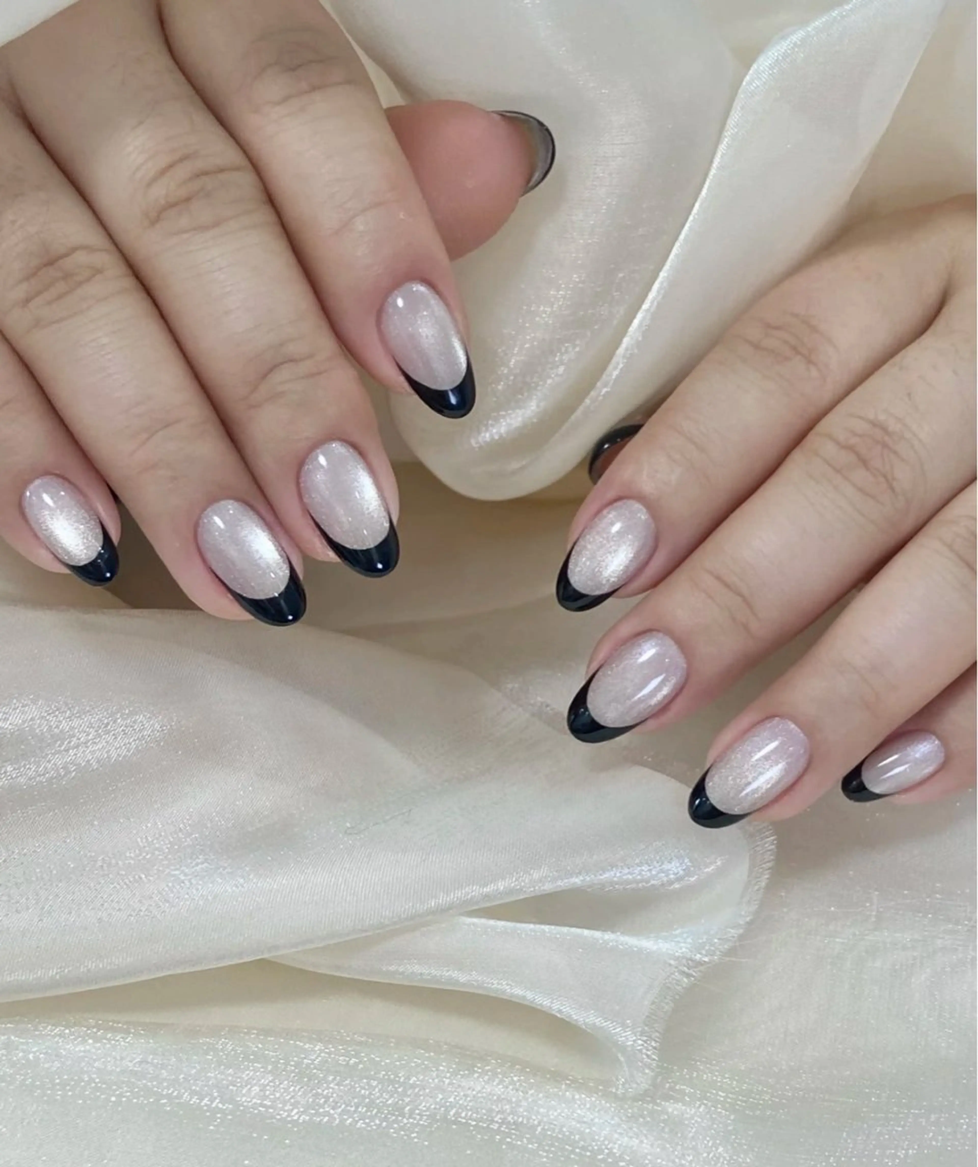 ネイル オーロラネイル 長さ出し フットネイル 韓国ネイル ラメ(グリッター) ハンドネイル 👍thumbs up nail👍のネイルデザイン