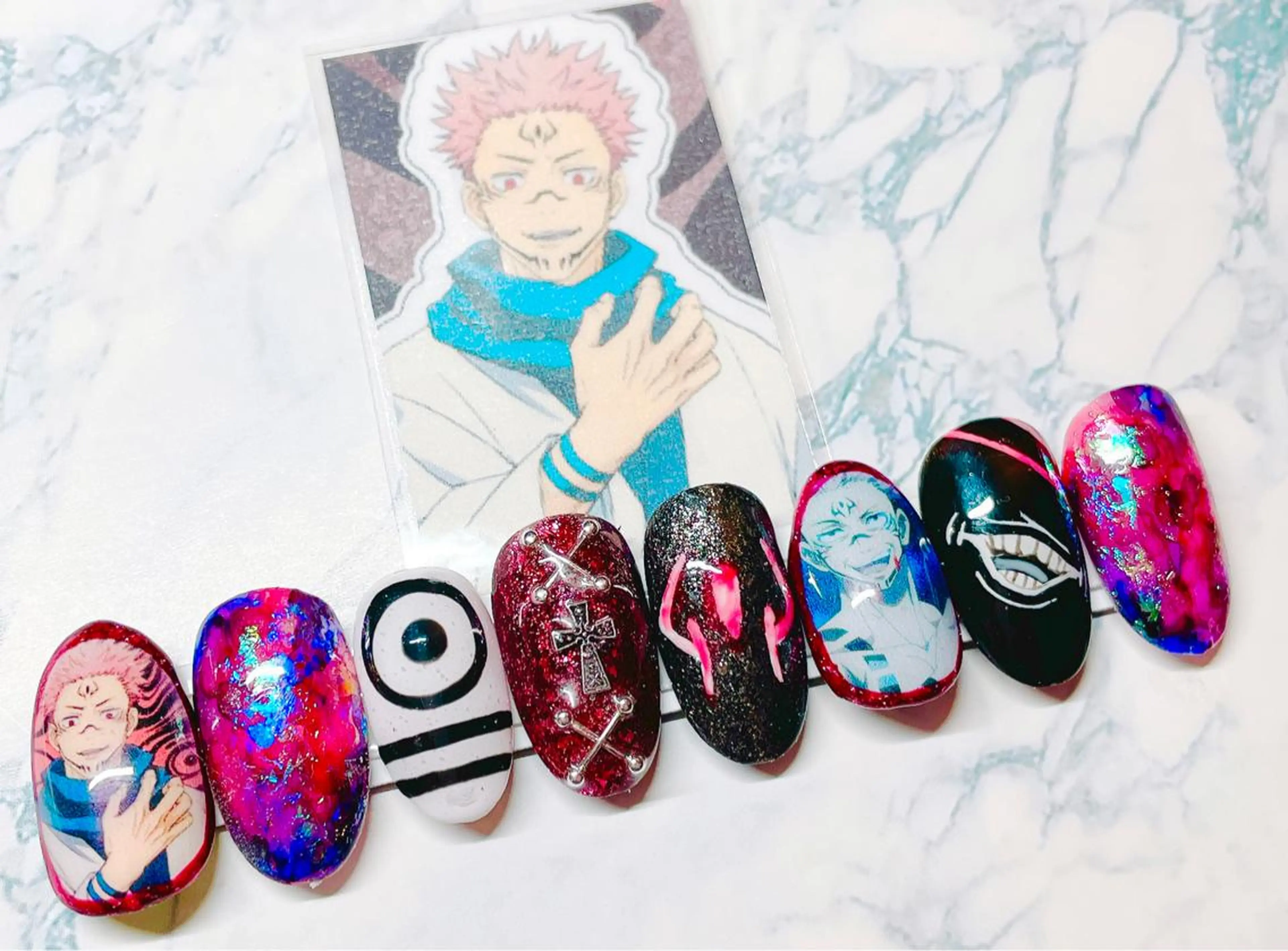 ネイル CROWN プライベートサロンのネイルデザイン