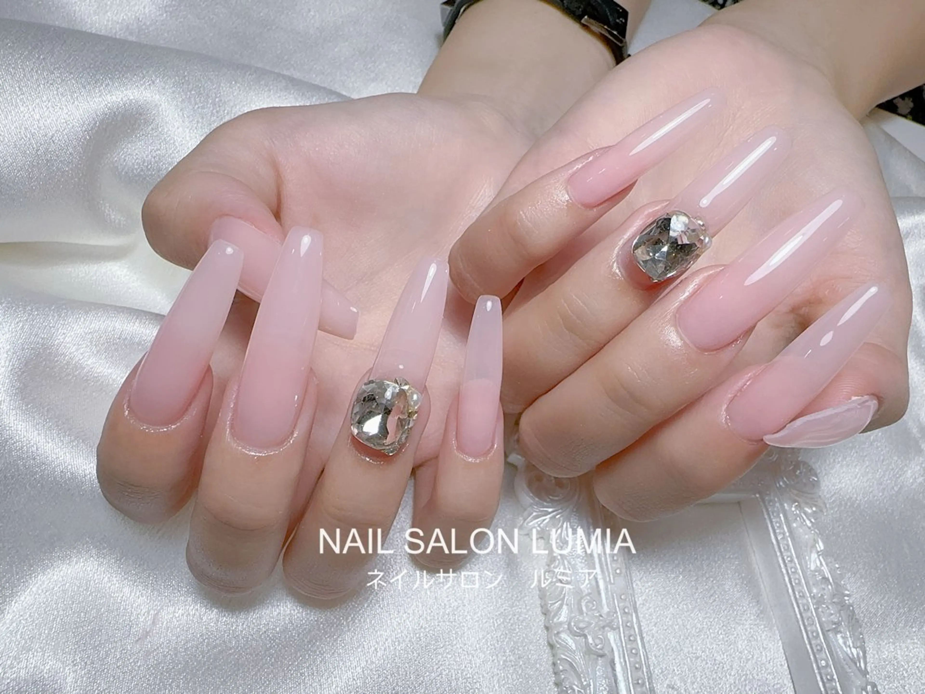 ネイル ハンドネイル ネイルサロン ルミア Lumia 店長のネイルデザイン