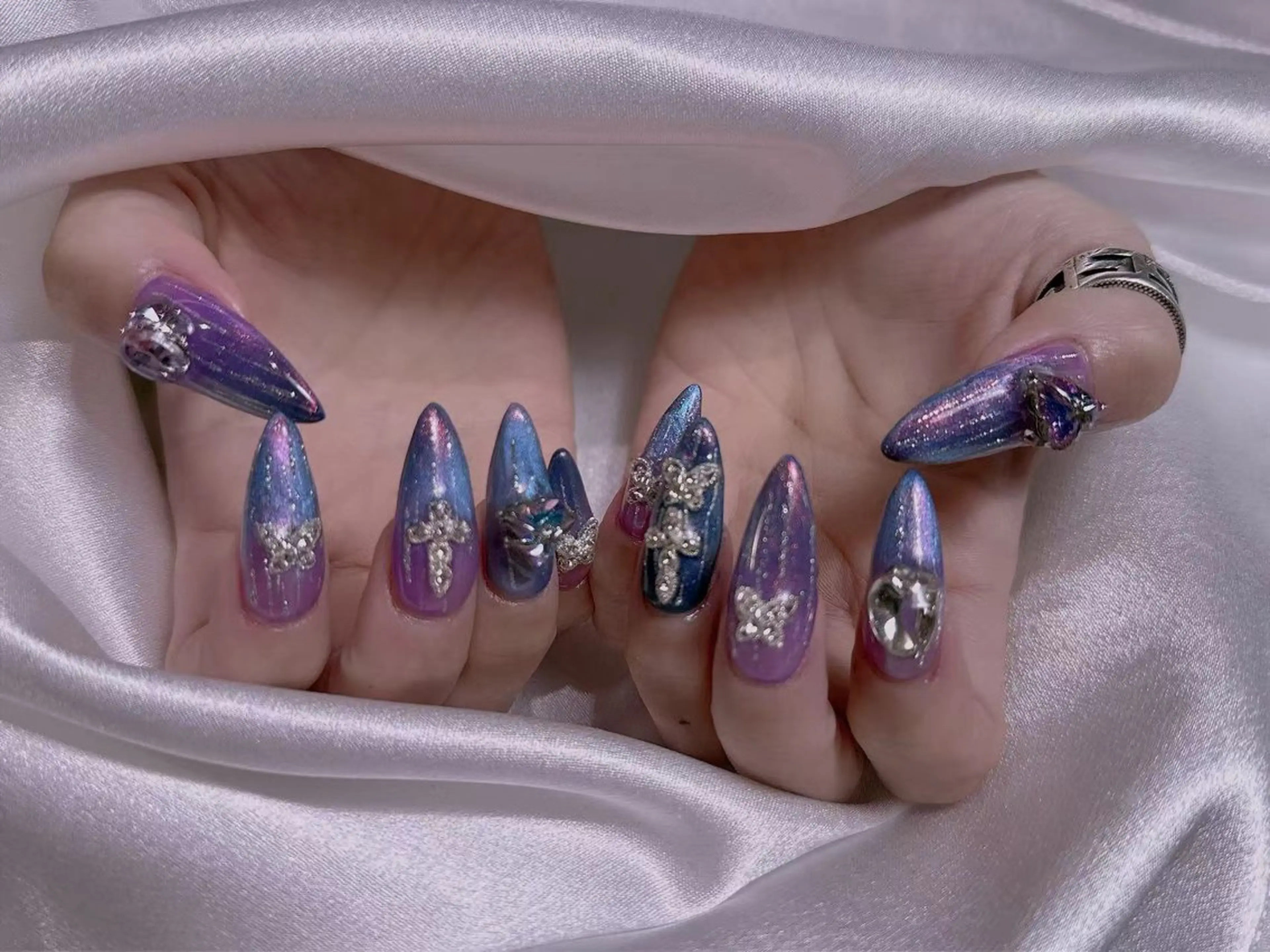 ネイル 長さ出し専門店 RIRIのネイルデザイン