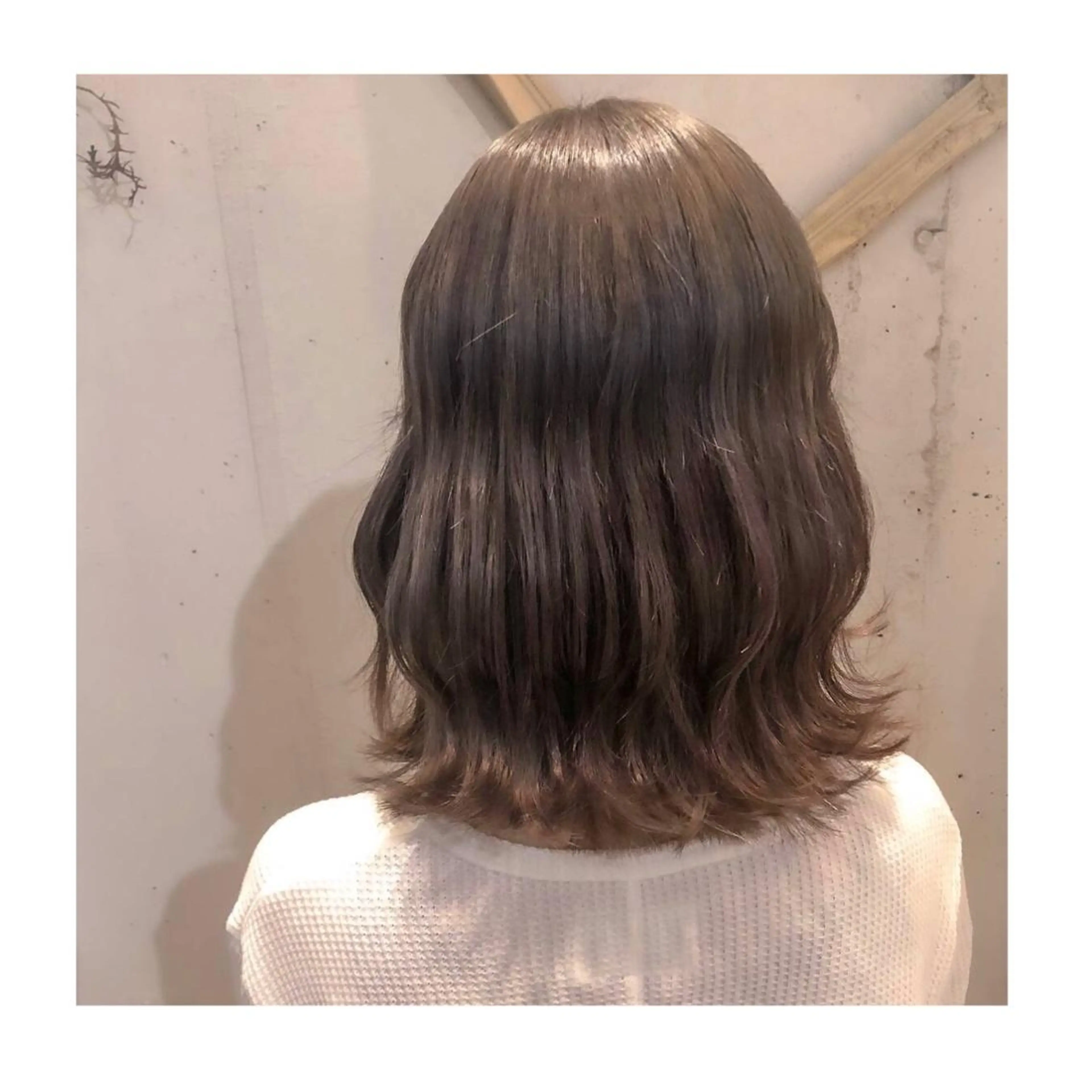 ミディアム カラー アッシュ アッシュグレー アッシュグレージュ ブリーチ グレージュ ヘアカラー トリートメント ❁⃘ ち だ り さ ❁⃘のヘアスタイル