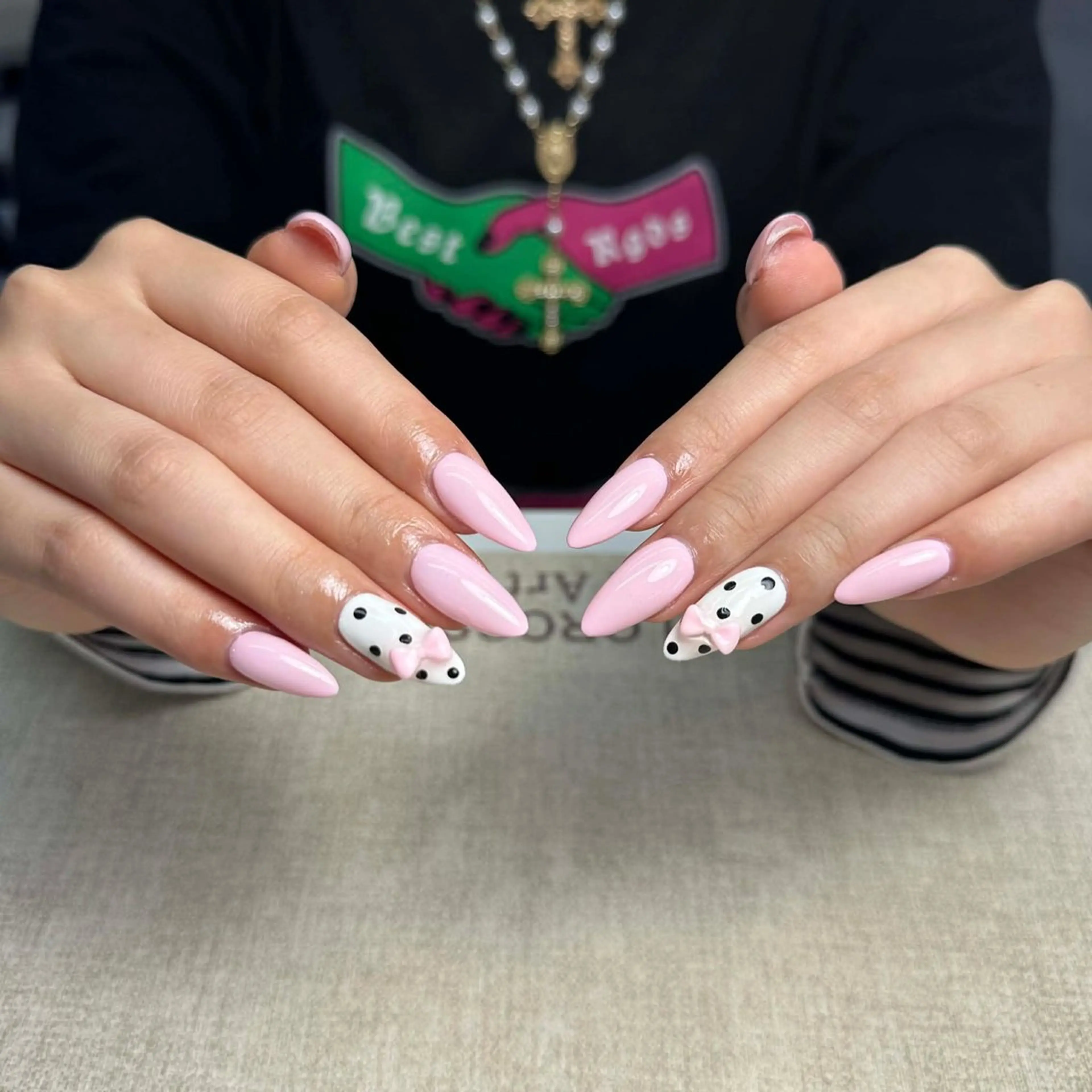 ネイル ハンドネイル いちご ちゃんのネイルデザイン