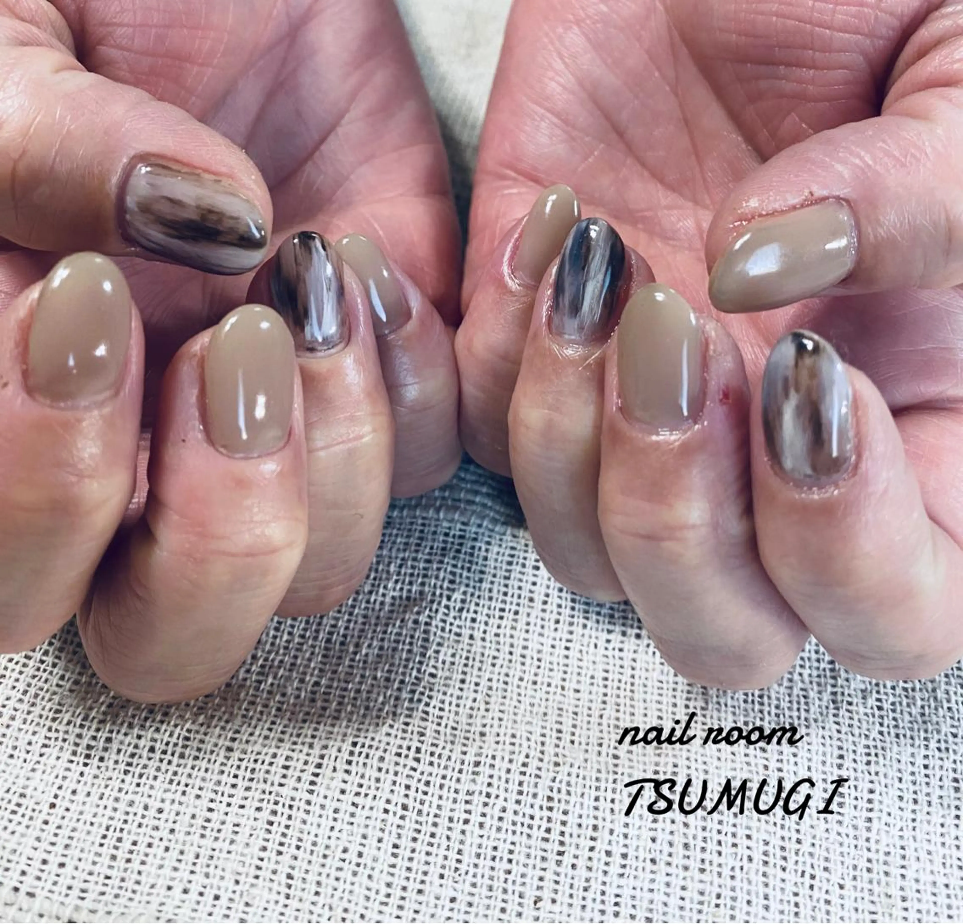ネイル ハンドネイル nailroom TSUMUGIのネイルデザイン