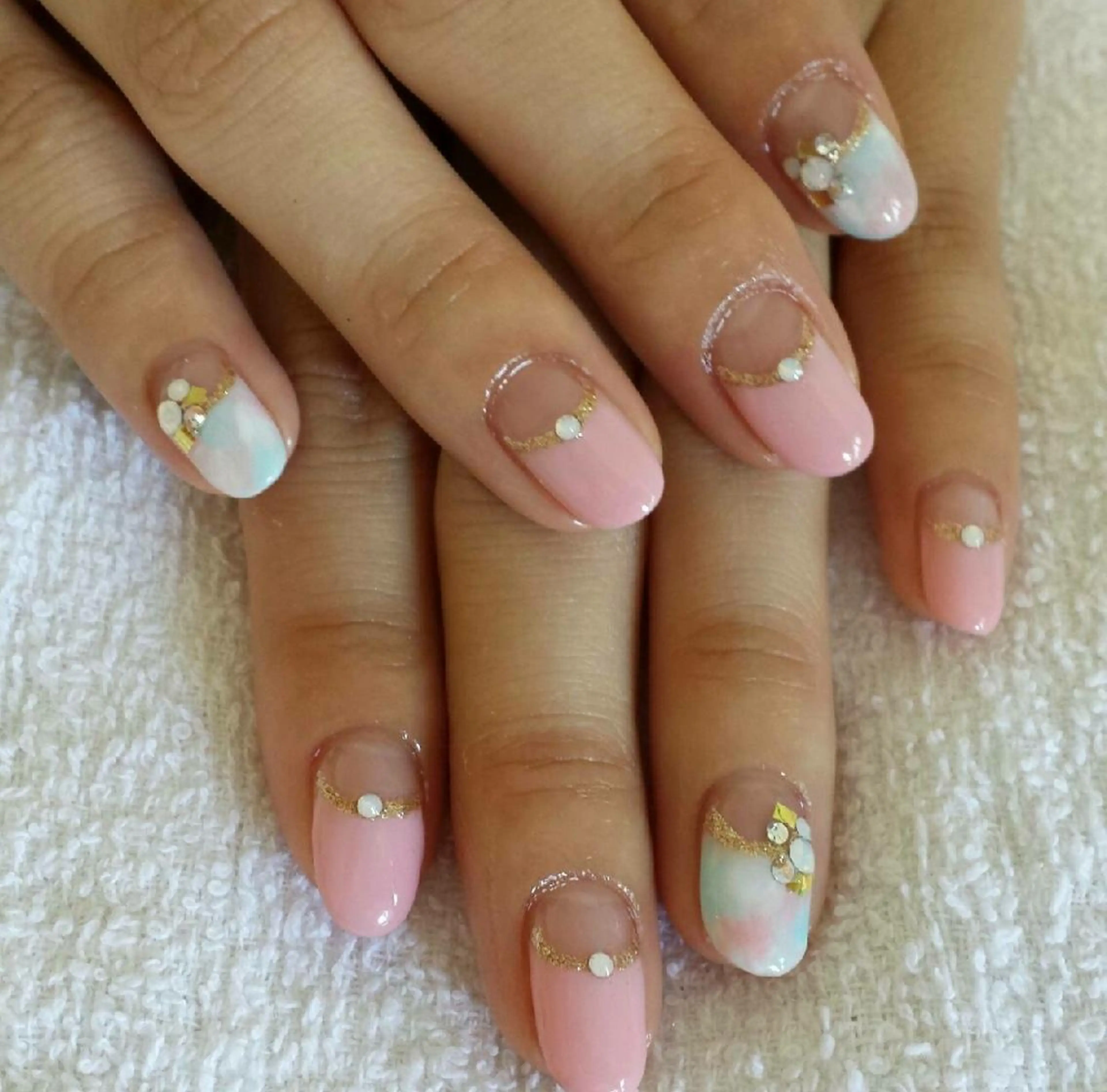 ネイル ハンドネイル Fleur 【フルール】のネイルデザイン