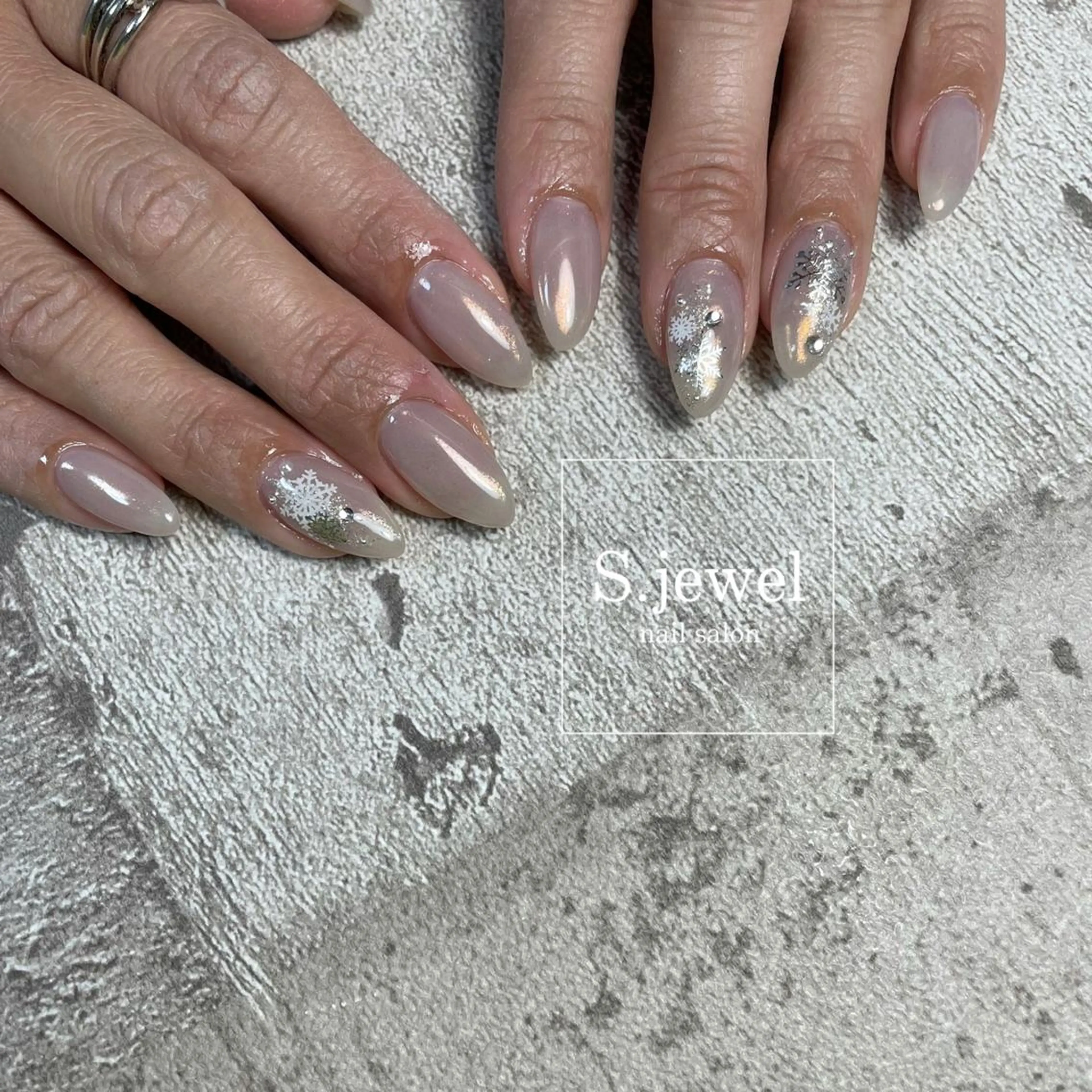 ネイル S. JEWELのネイルデザイン