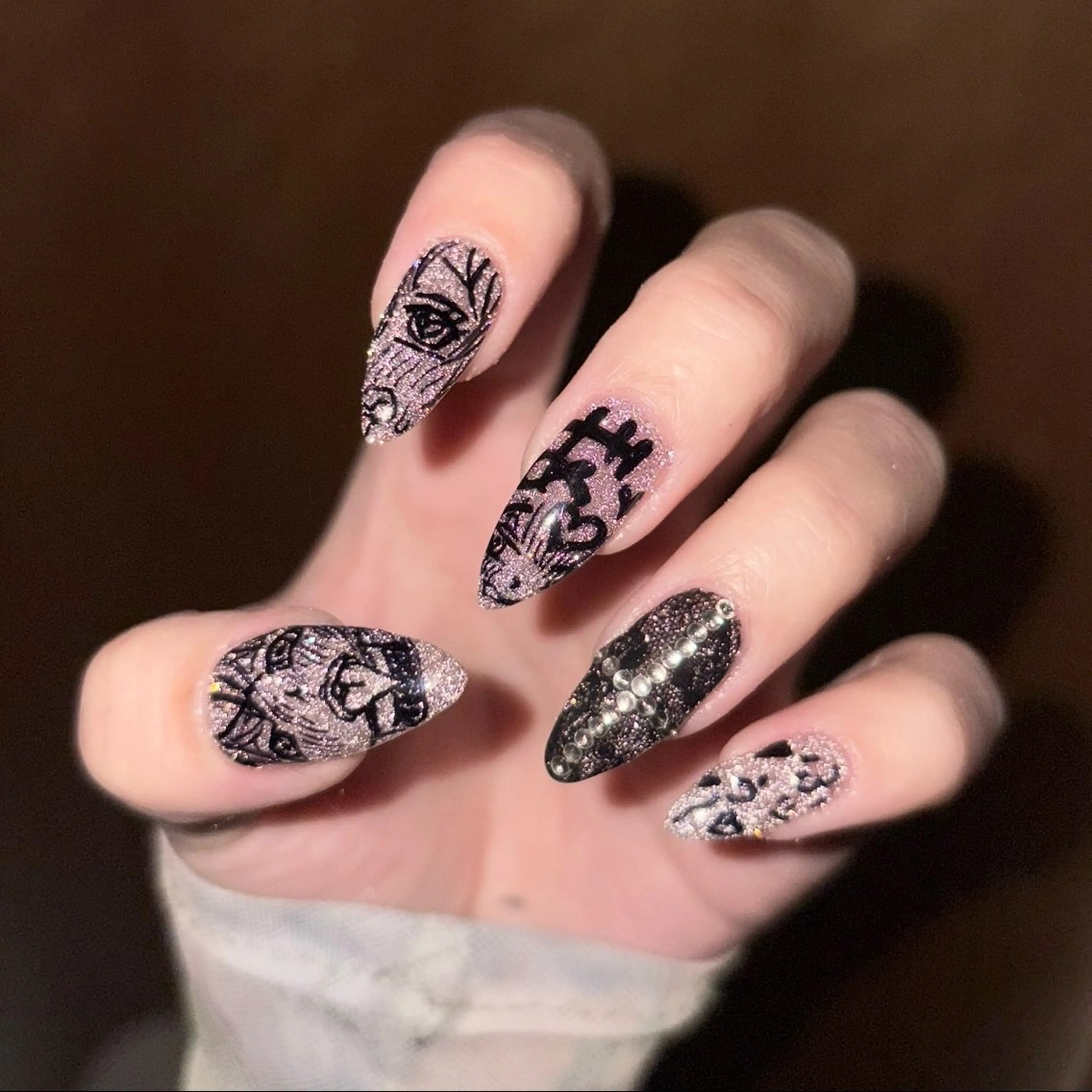 ネイル ハンドネイル フットネイル yuri / 個性派nailのネイルデザイン