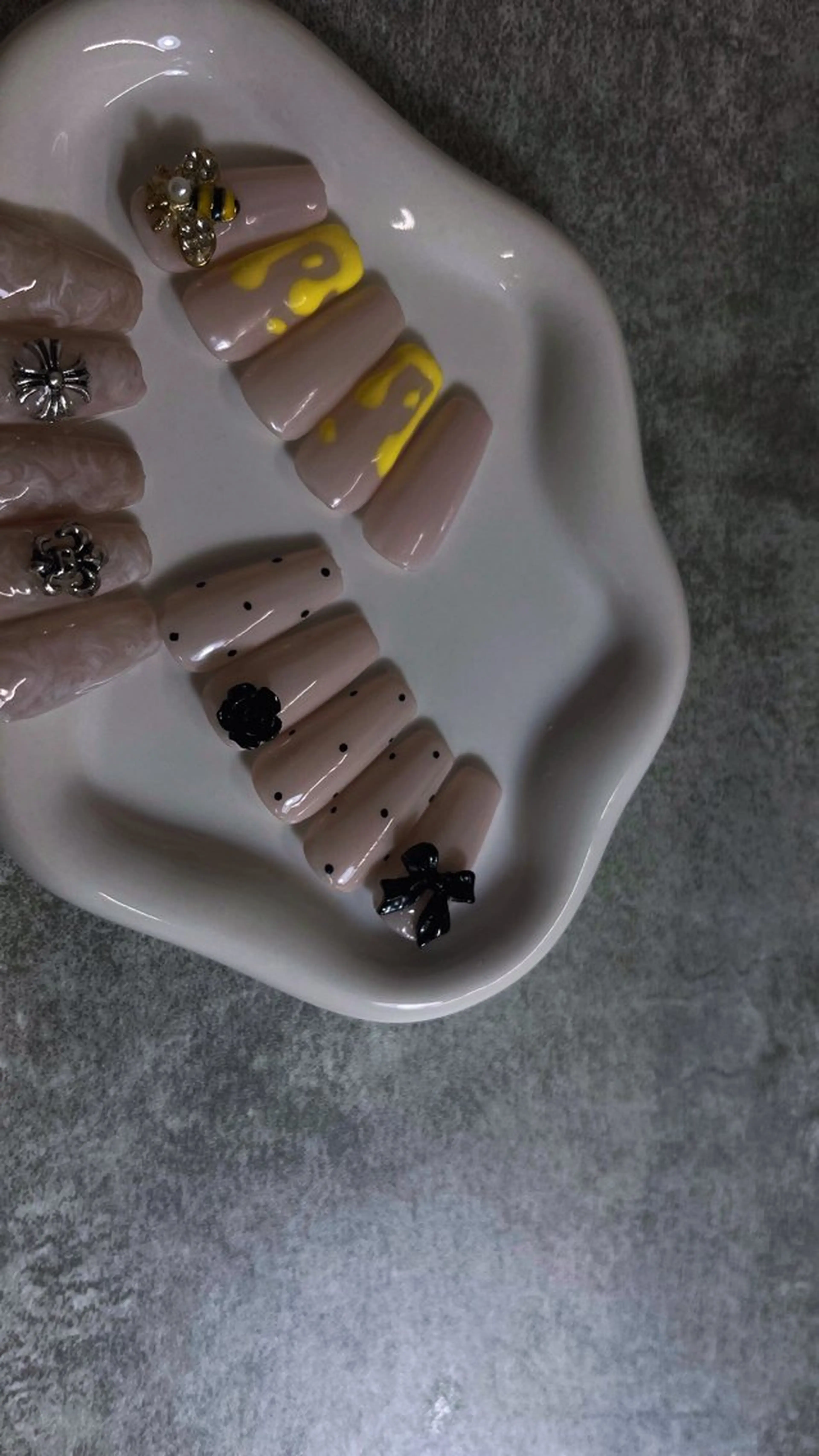 定額デザイン6000円🌙オフありの写真