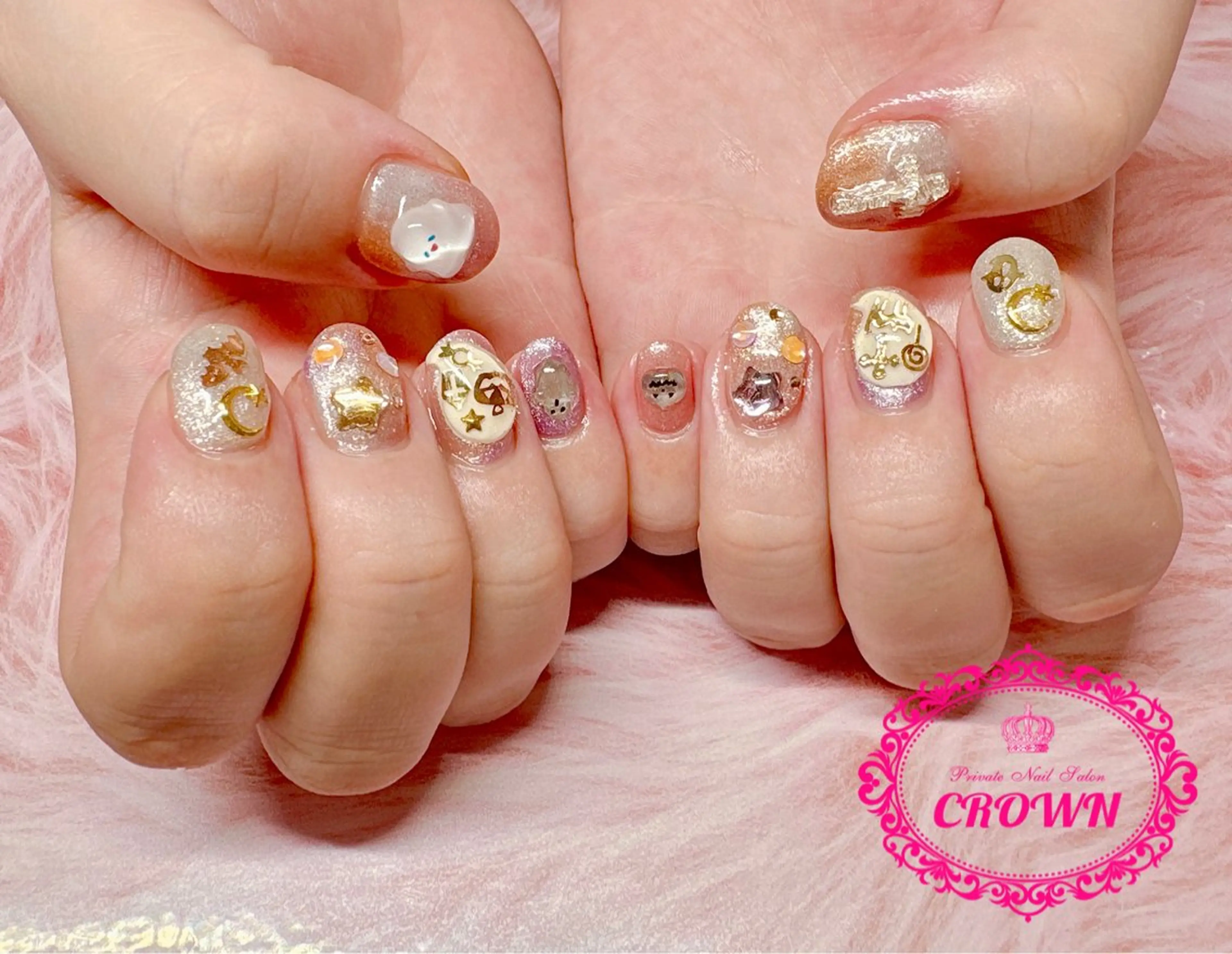 ネイル CROWN プライベートサロンのネイルデザイン