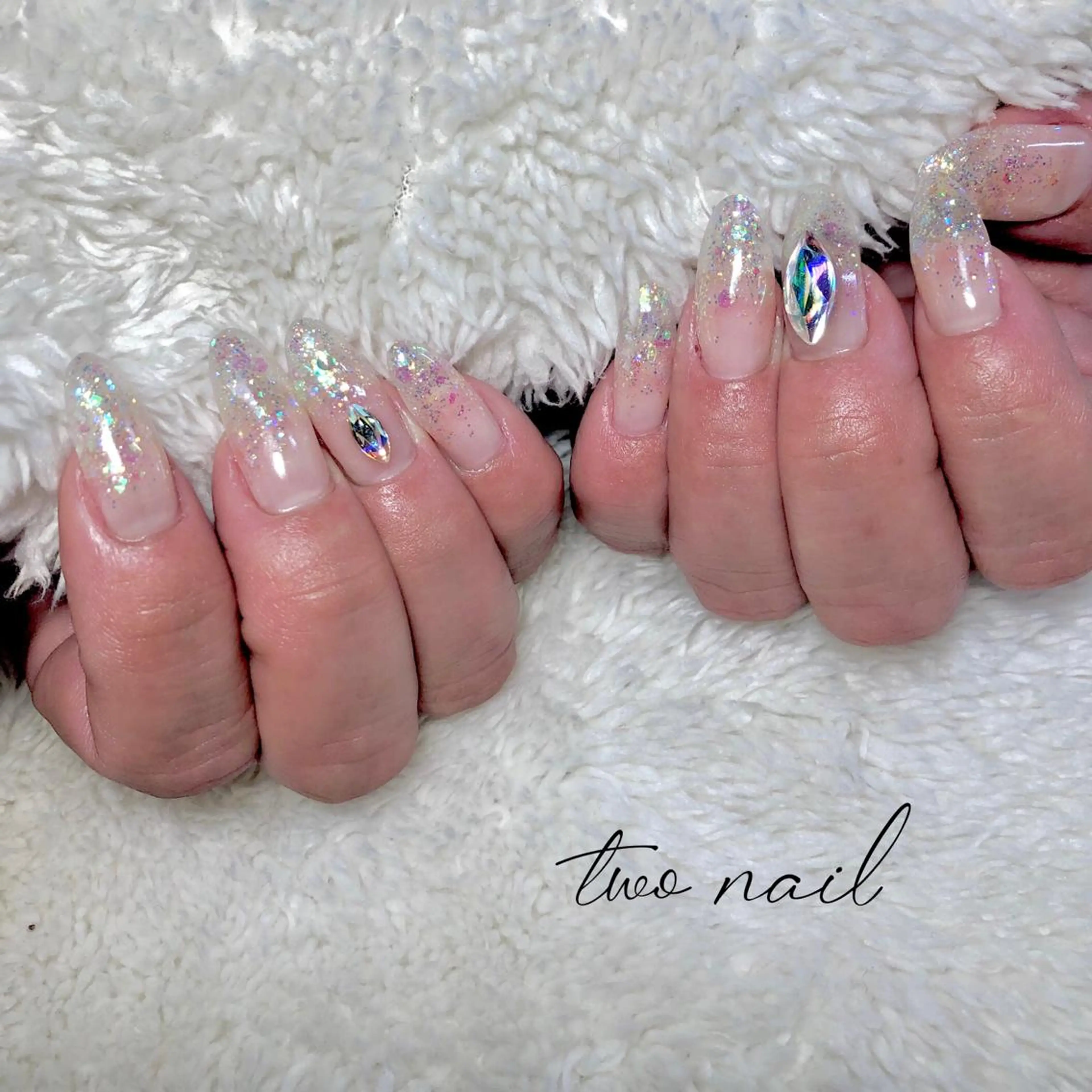 ネイル アートネイル フットネイル ハート ニュアンスネイル ホワイト ハンドネイル two nailのネイルデザイン