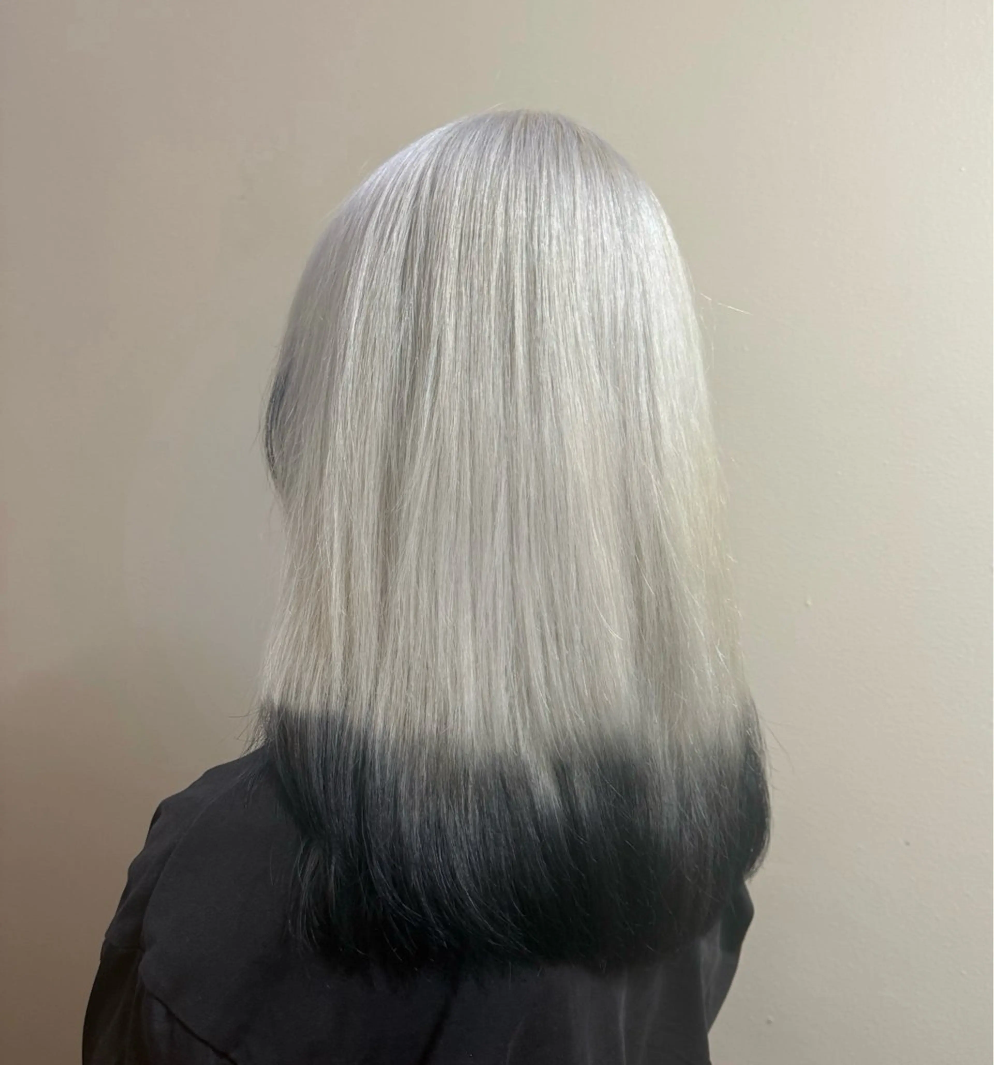 ミディアム カラー ヘアカラー トリートメント 💫色落ちまで可愛い ブリーチ💫ユウゴのヘアスタイル