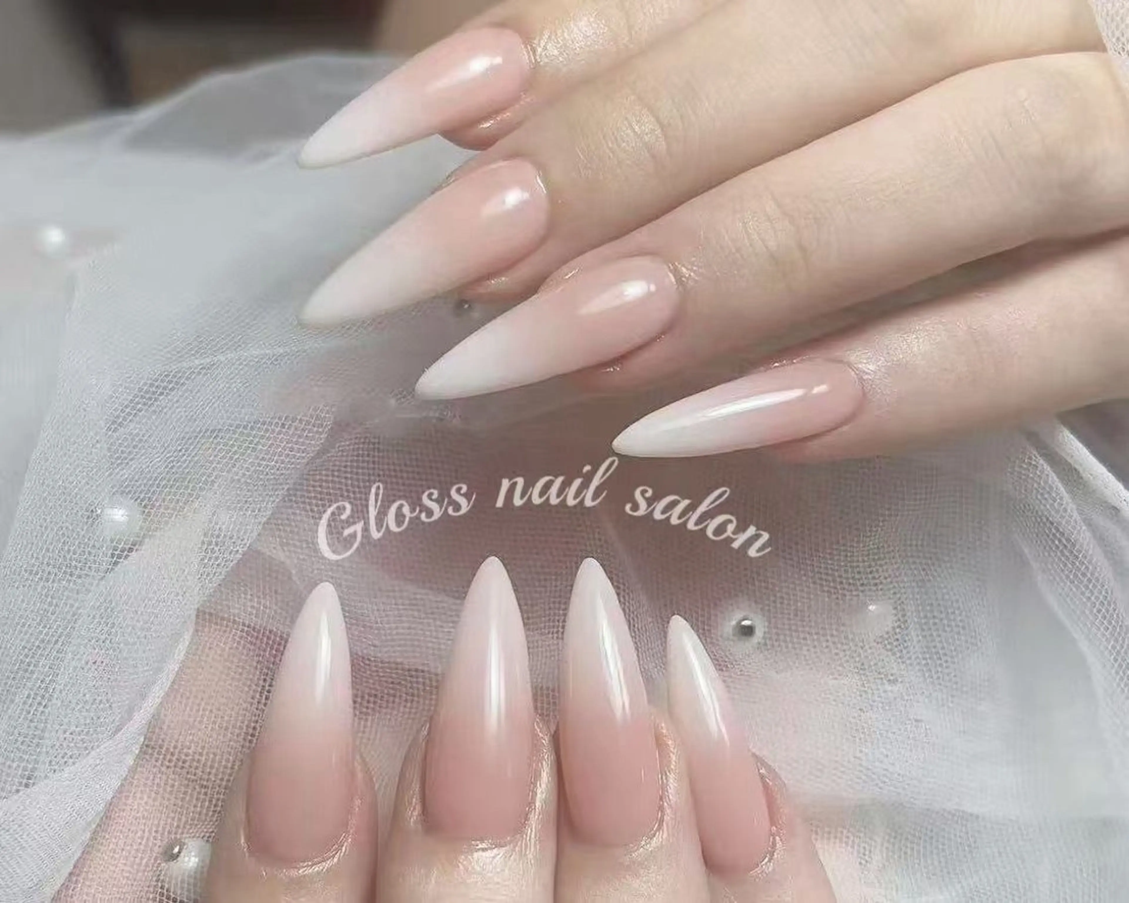 ネイル miho🍎 Gloss nailのネイルデザイン