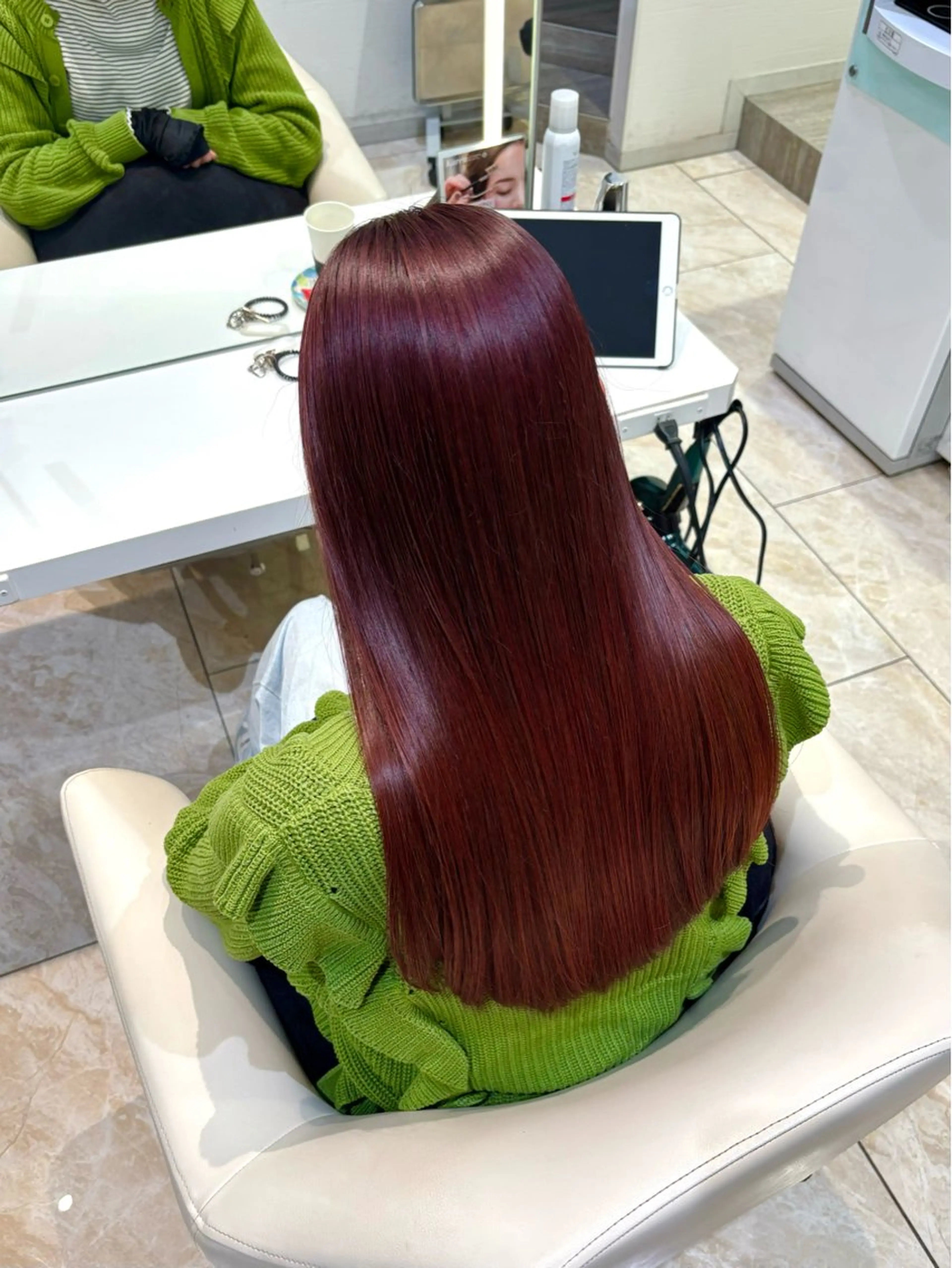 ロング カラー レッドカラー ヘアカラー miho𓂃 ANNETTAのヘアスタイル