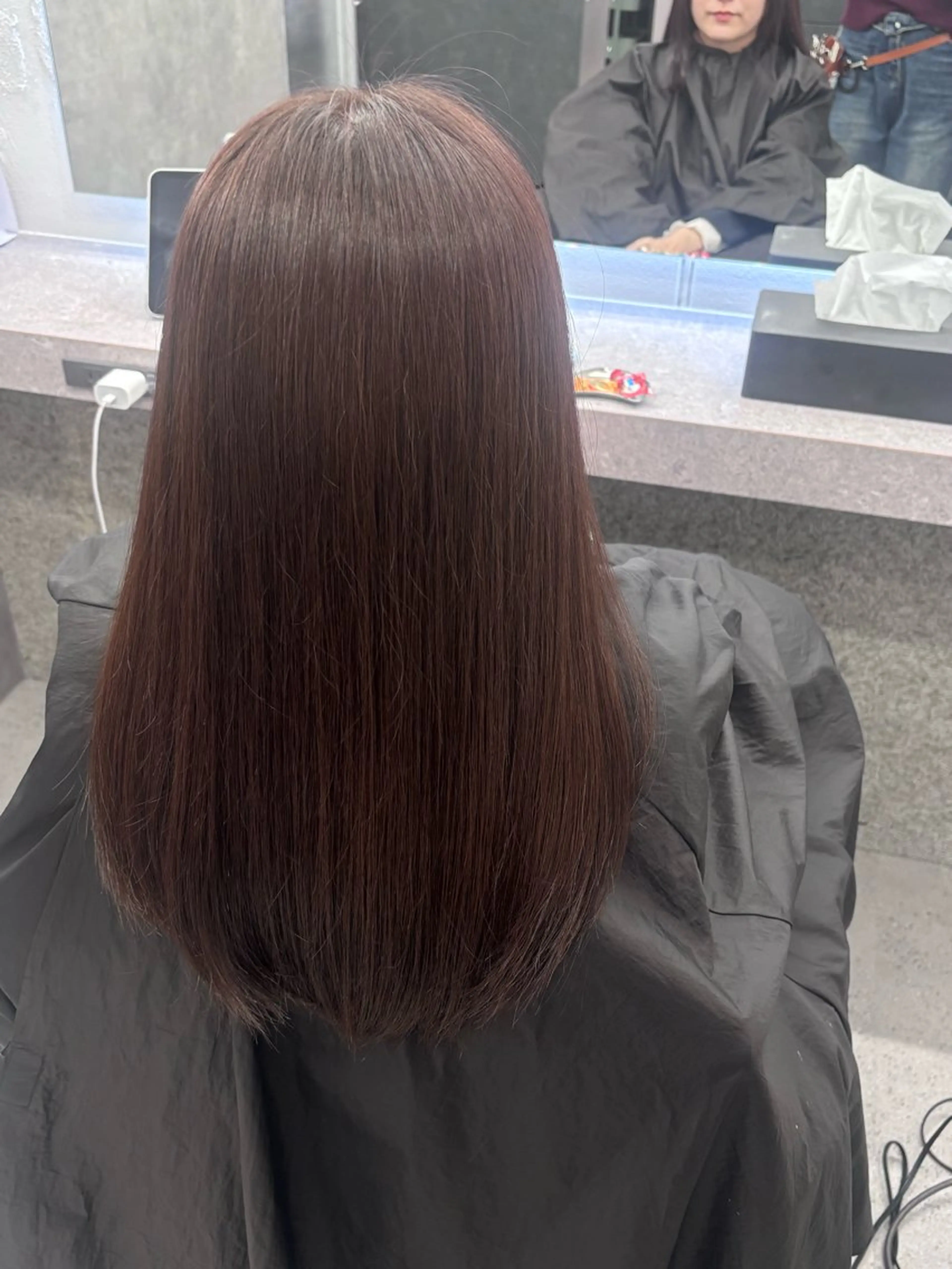 カラー ヘアカラー トリートメント 伊藤 陽菜のヘアスタイル