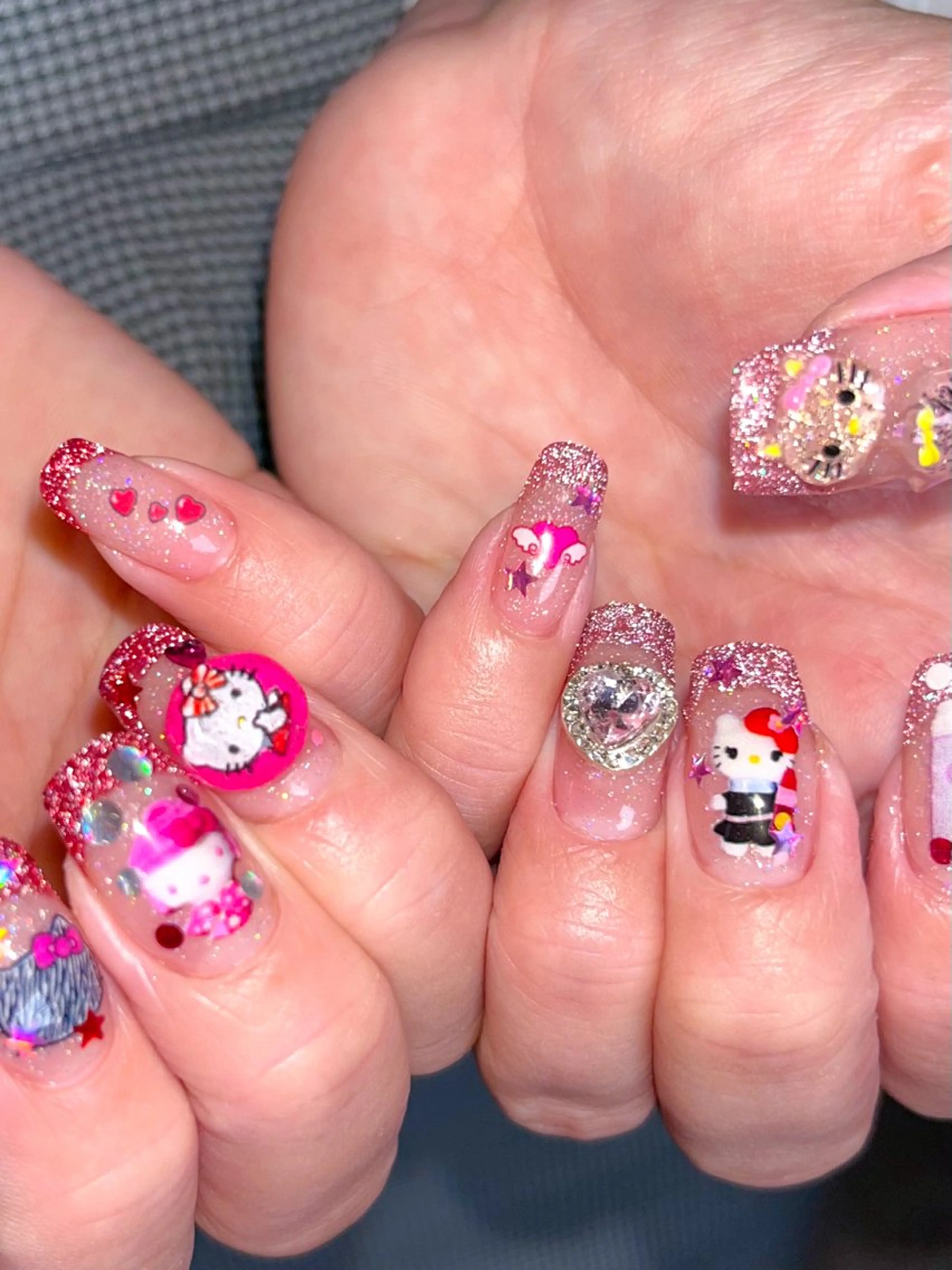 ネイル ハンドネイル ハンドケア ナツインフィニティ ネイルズ（なつ）のネイルデザイン