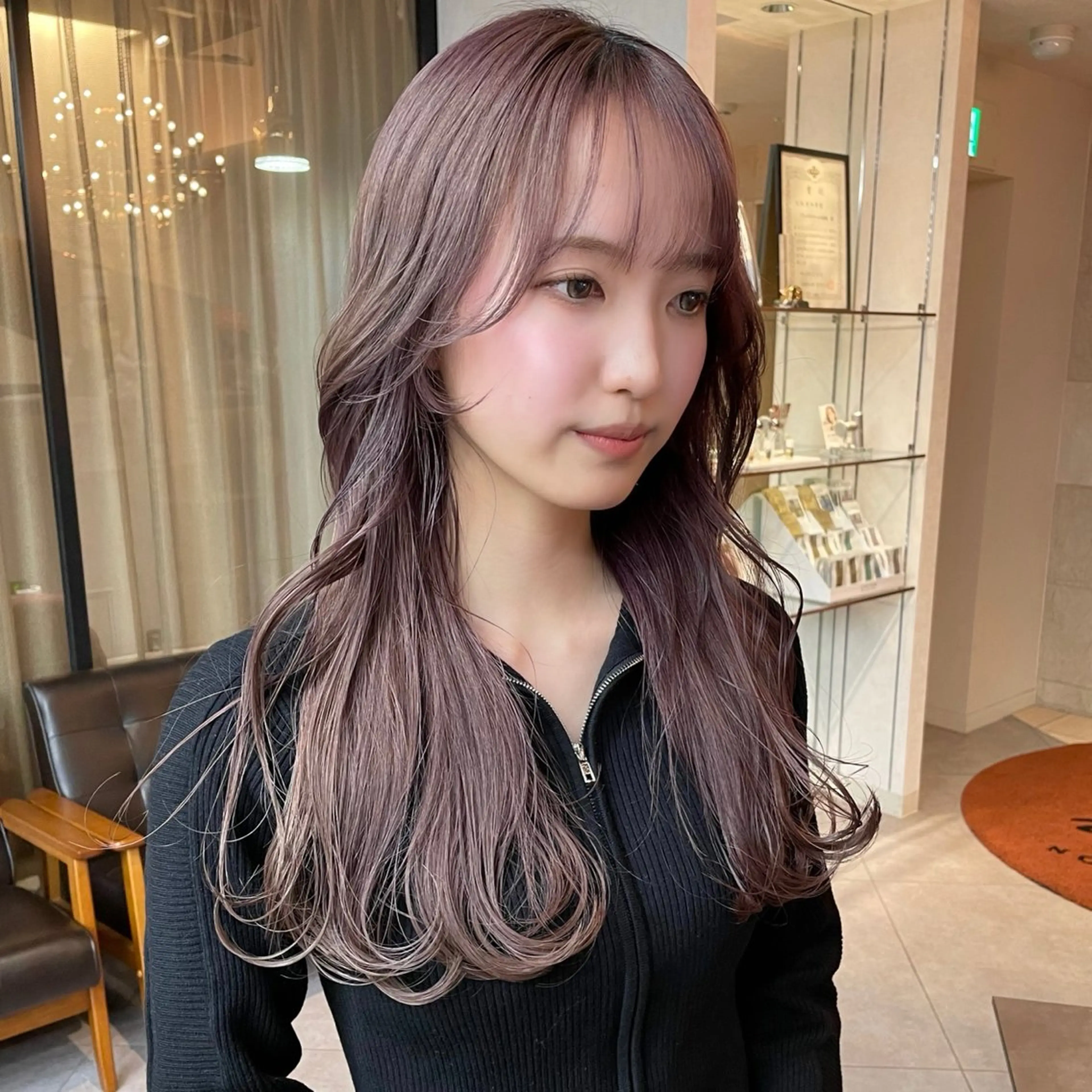 ロング カラー カット ヘアカラー トリートメント 透明感/ベージュ/ 艶髪/ボブ🫧門脇由のヘアスタイル