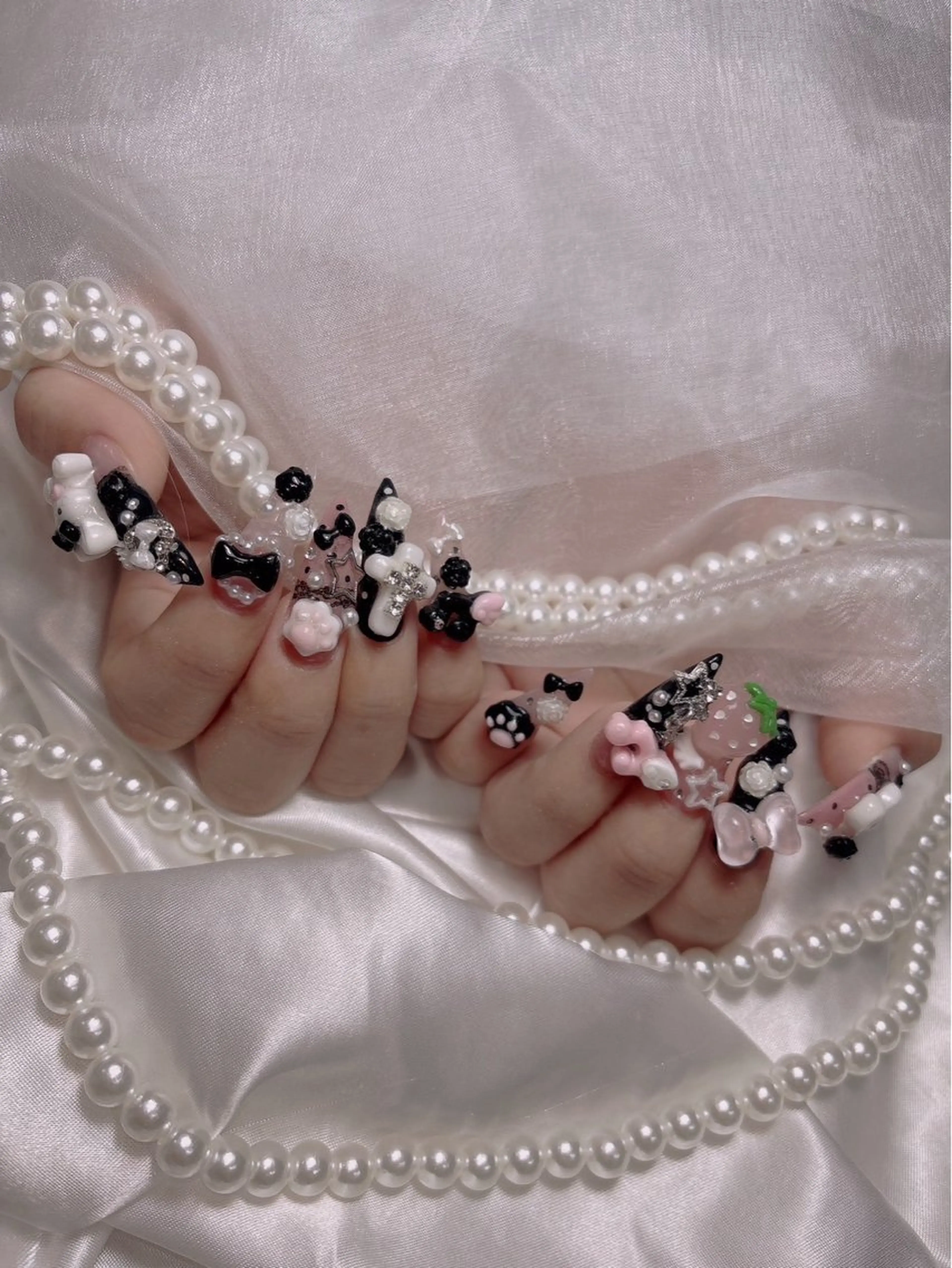 ネイル ハンドネイル -ému- k.oのネイルデザイン