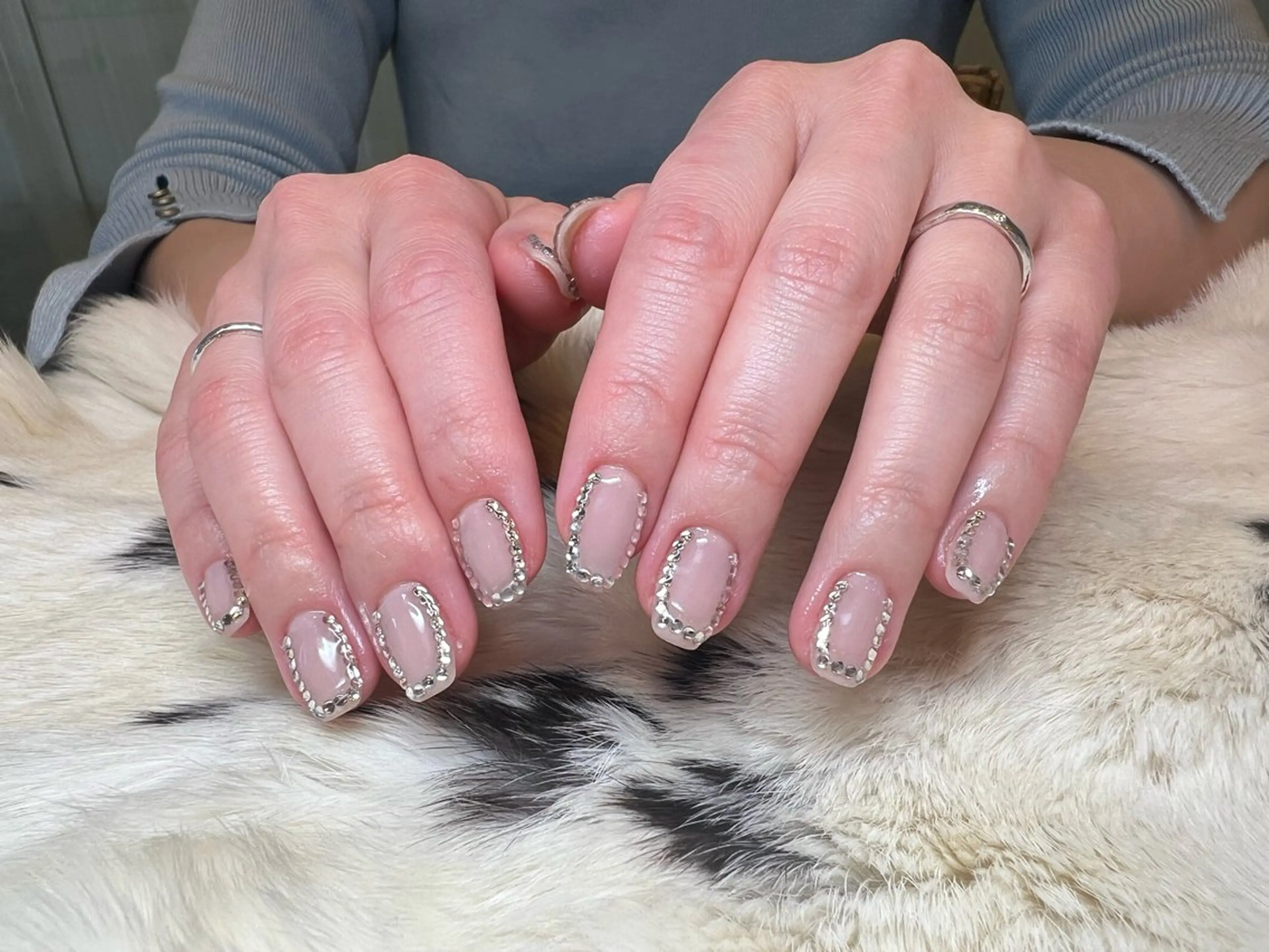 ネイル ストーンネイル hello.nail所属・Horie 雪のネイルデザイン