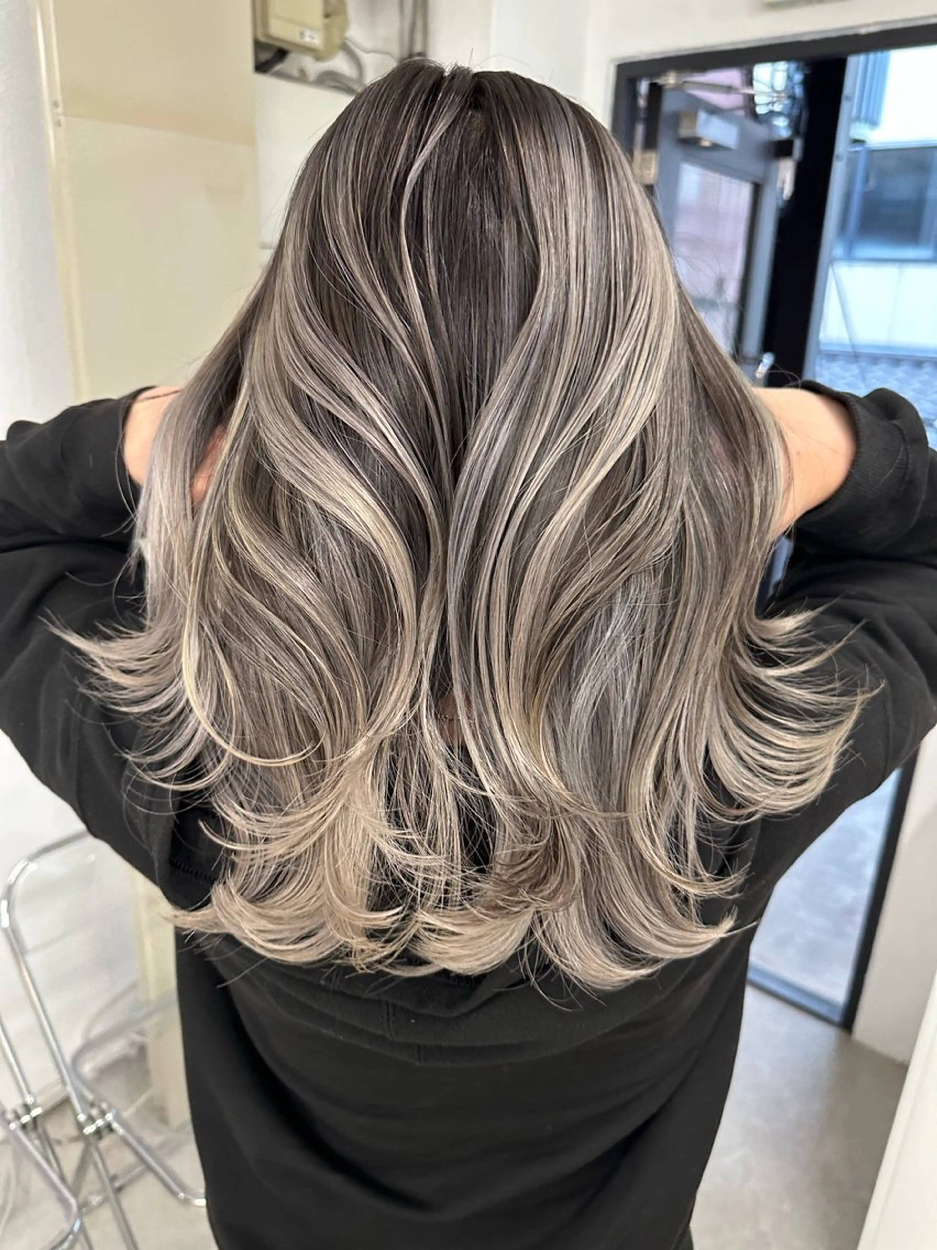 ミディアム レイヤーカット ヘアカラー JILBLAN京都 ショート/ハイライトのヘアスタイル