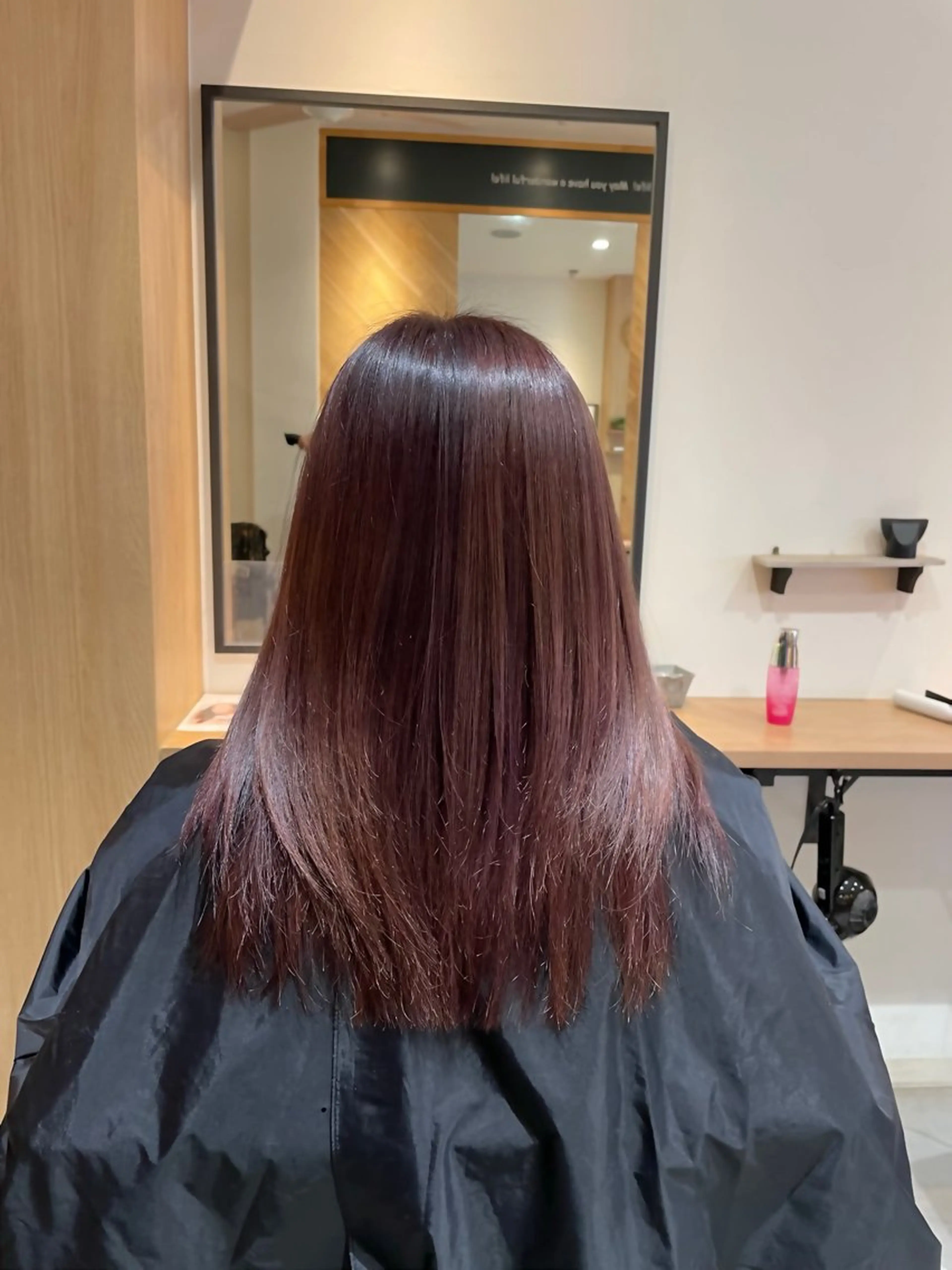 セミロング ピンクブラウン ヘアカラー 中田 サヤカのヘアスタイル