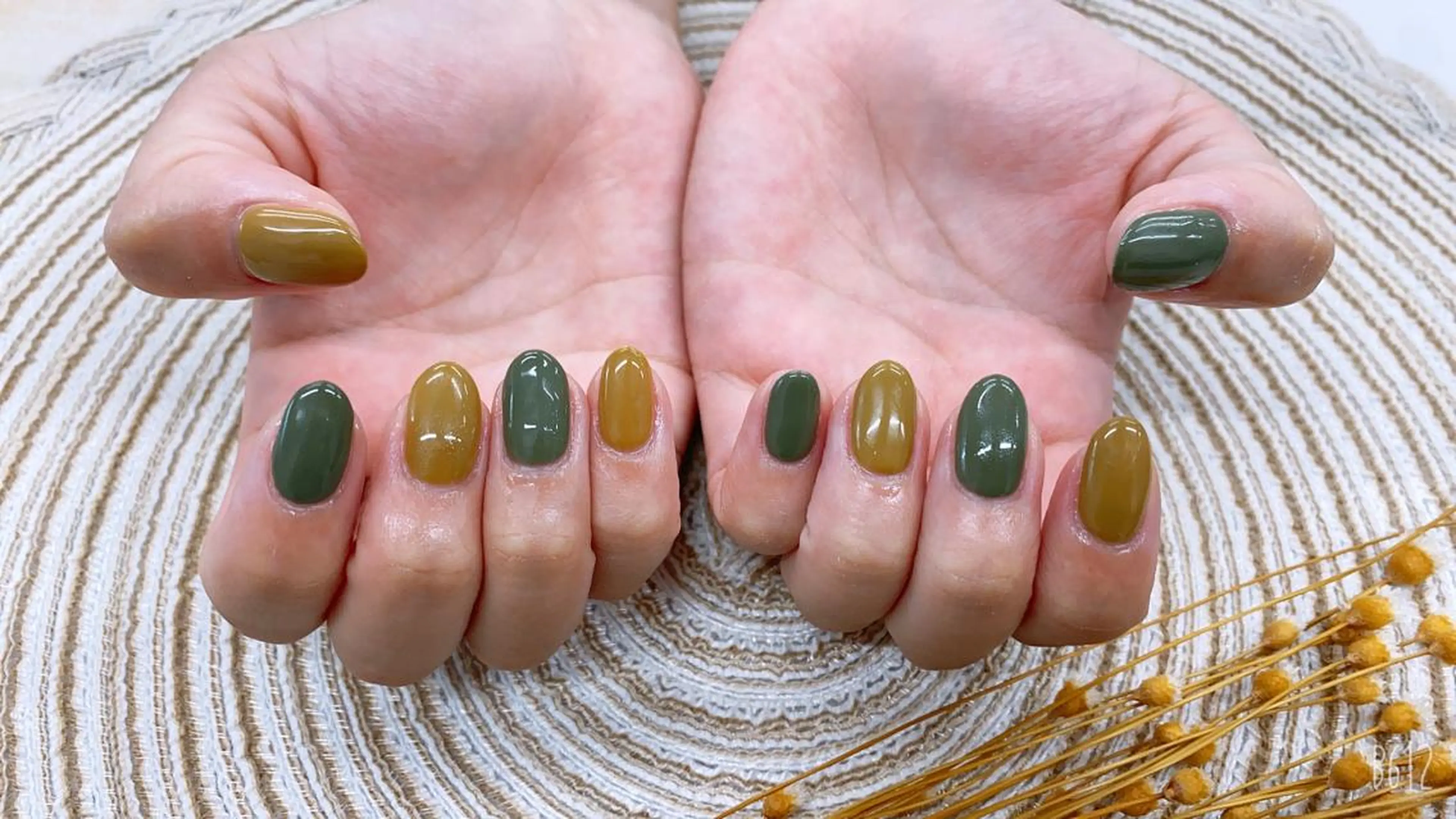 ネイル Romine アイラッシュ&ネイルのマツエク・マツパデザイン