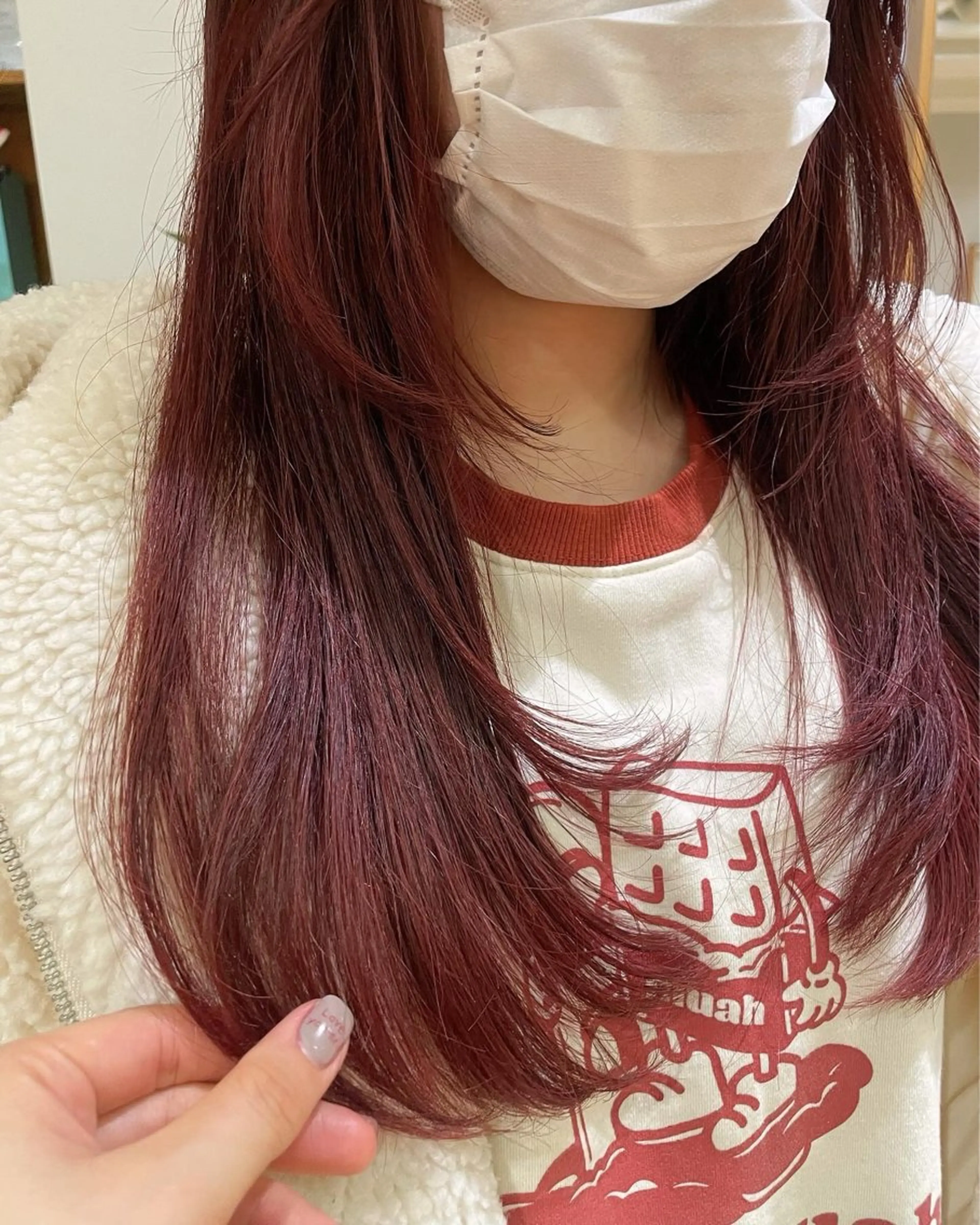 ミディアム カラー 大橋 芽衣のヘアスタイル