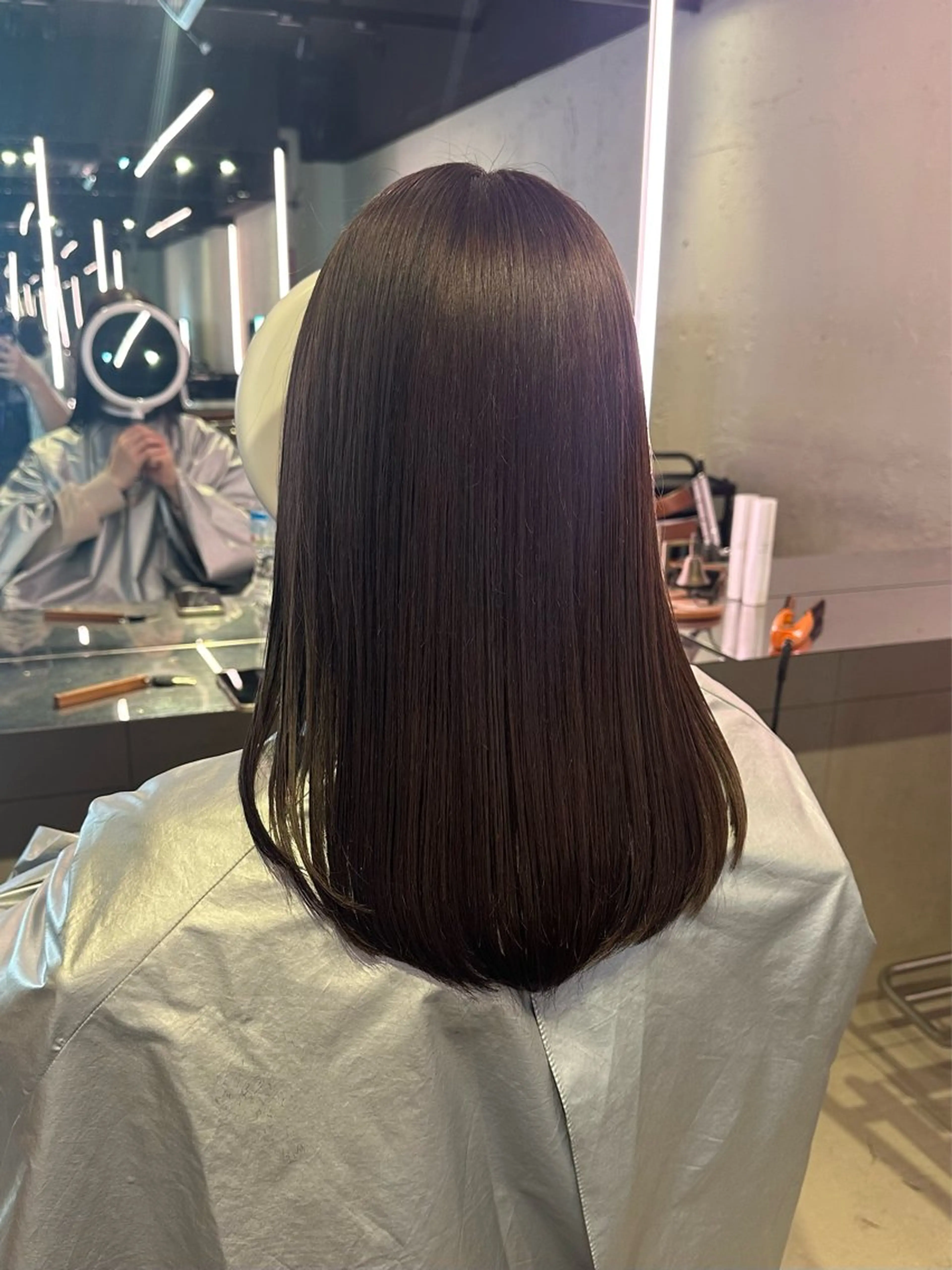 セミロング カラー 🐺ウルフオタク🐺 ハイトーン/moeのヘアスタイル